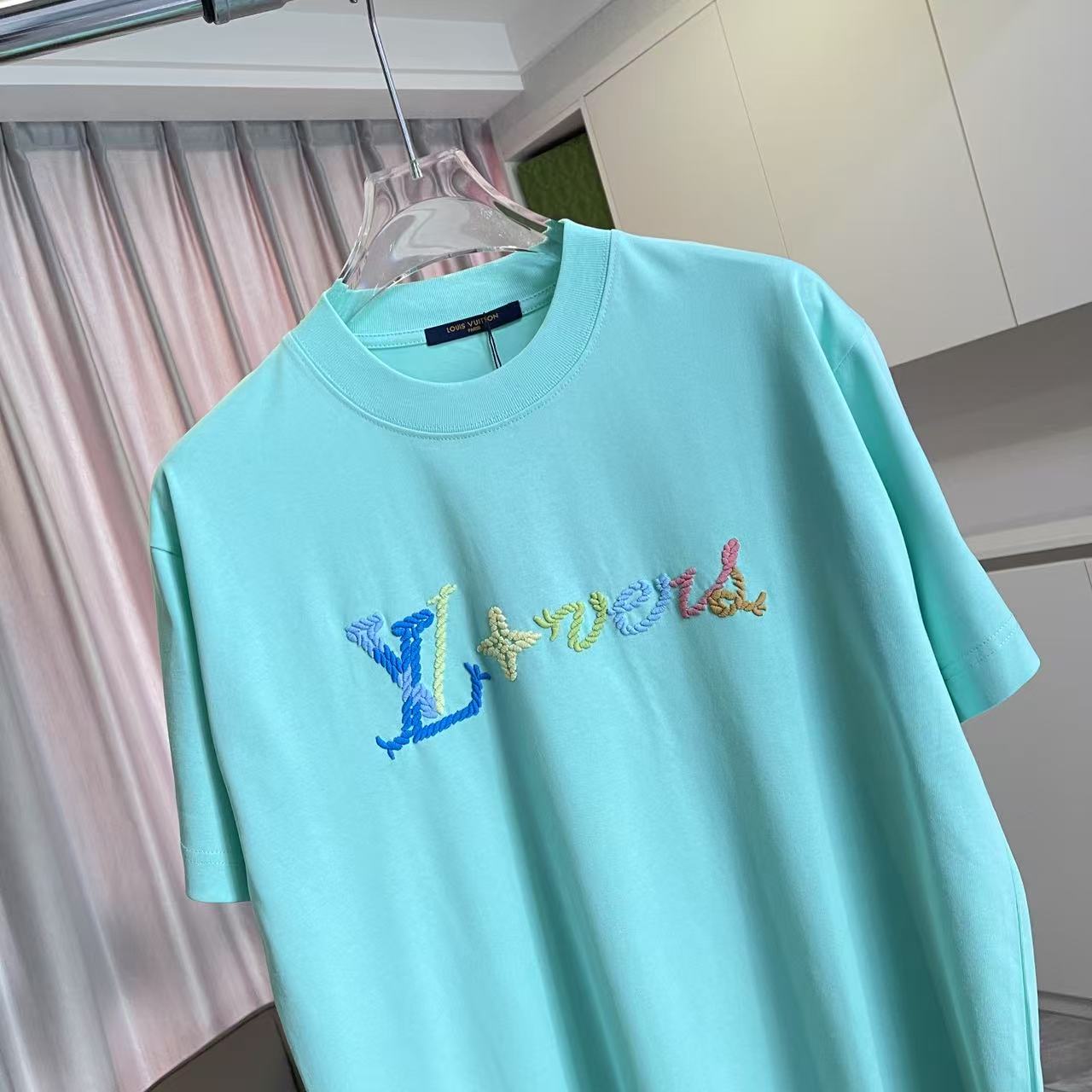 LuxluxHouse Best Quality Clothes T-shirt Louis Vuitton