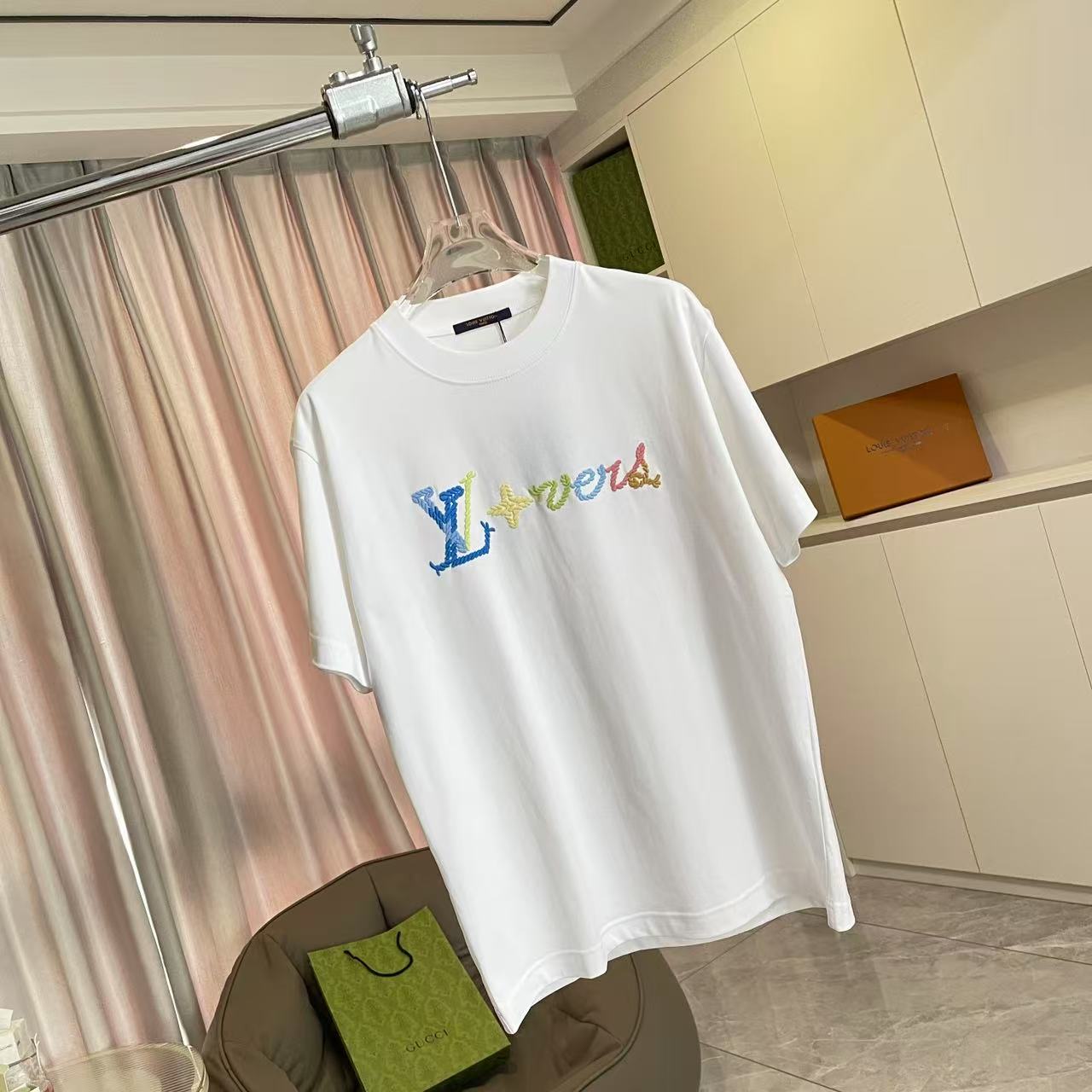 LuxluxHouse Best Quality Clothes T-shirt Louis Vuitton
