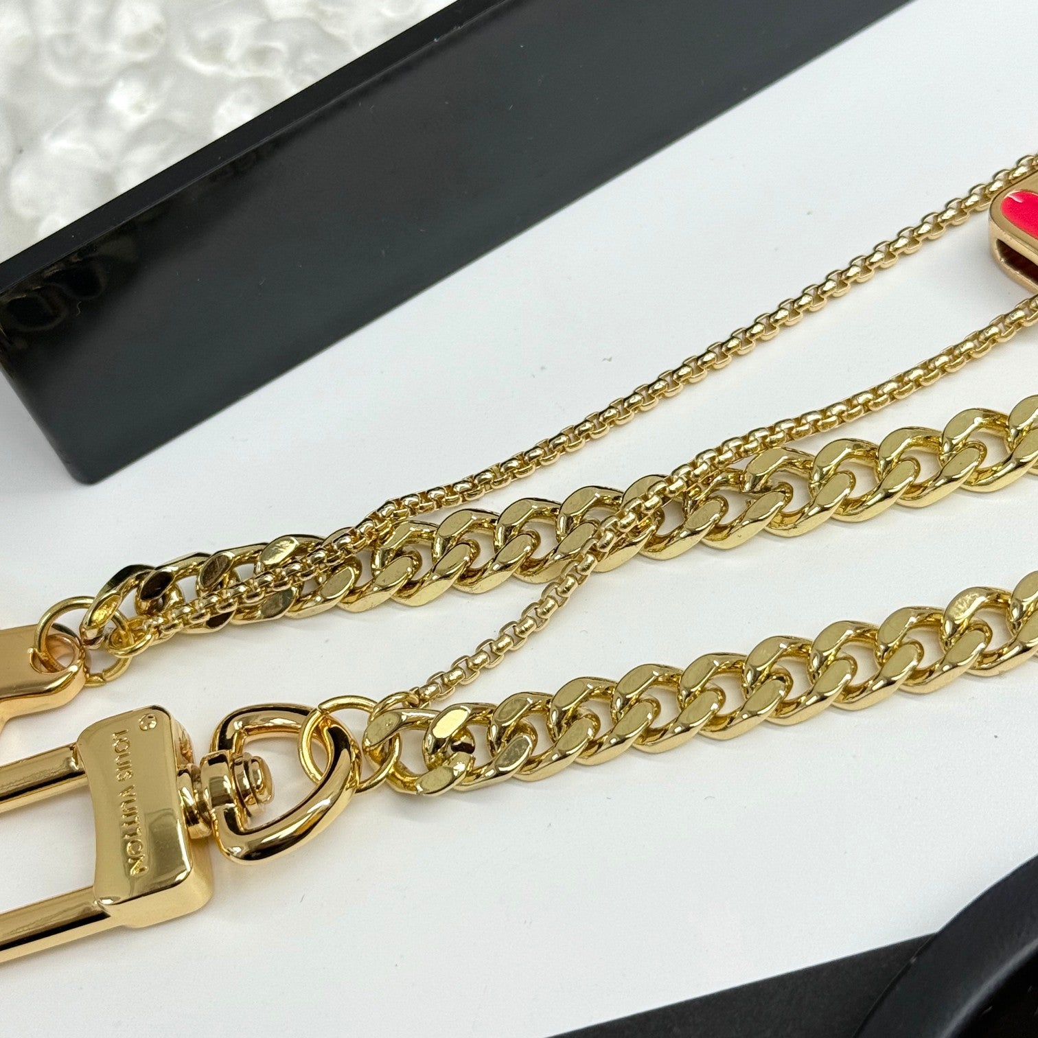 LuxluxHouse Best Quality Accessories Keychain Louis Vuitton