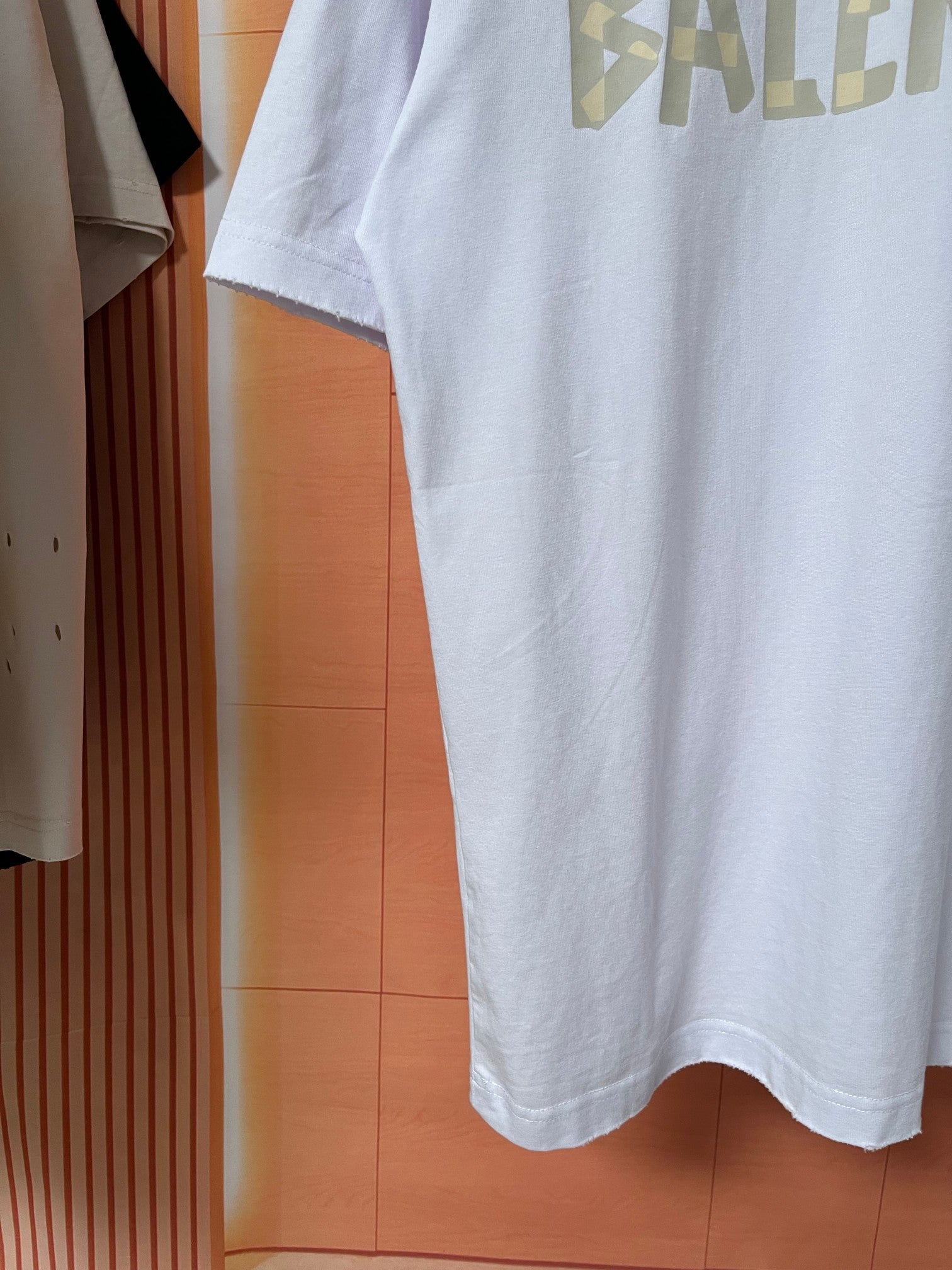 LuxluxHouse Best Quality Clothes Balenciaga T-shirt