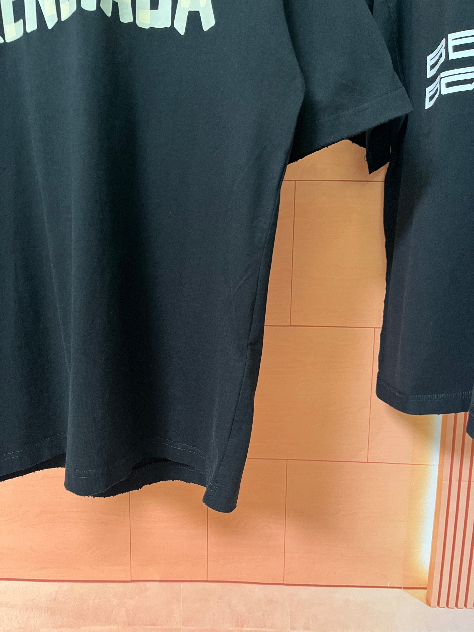 LuxluxHouse Best Quality Clothes Balenciaga T-shirt