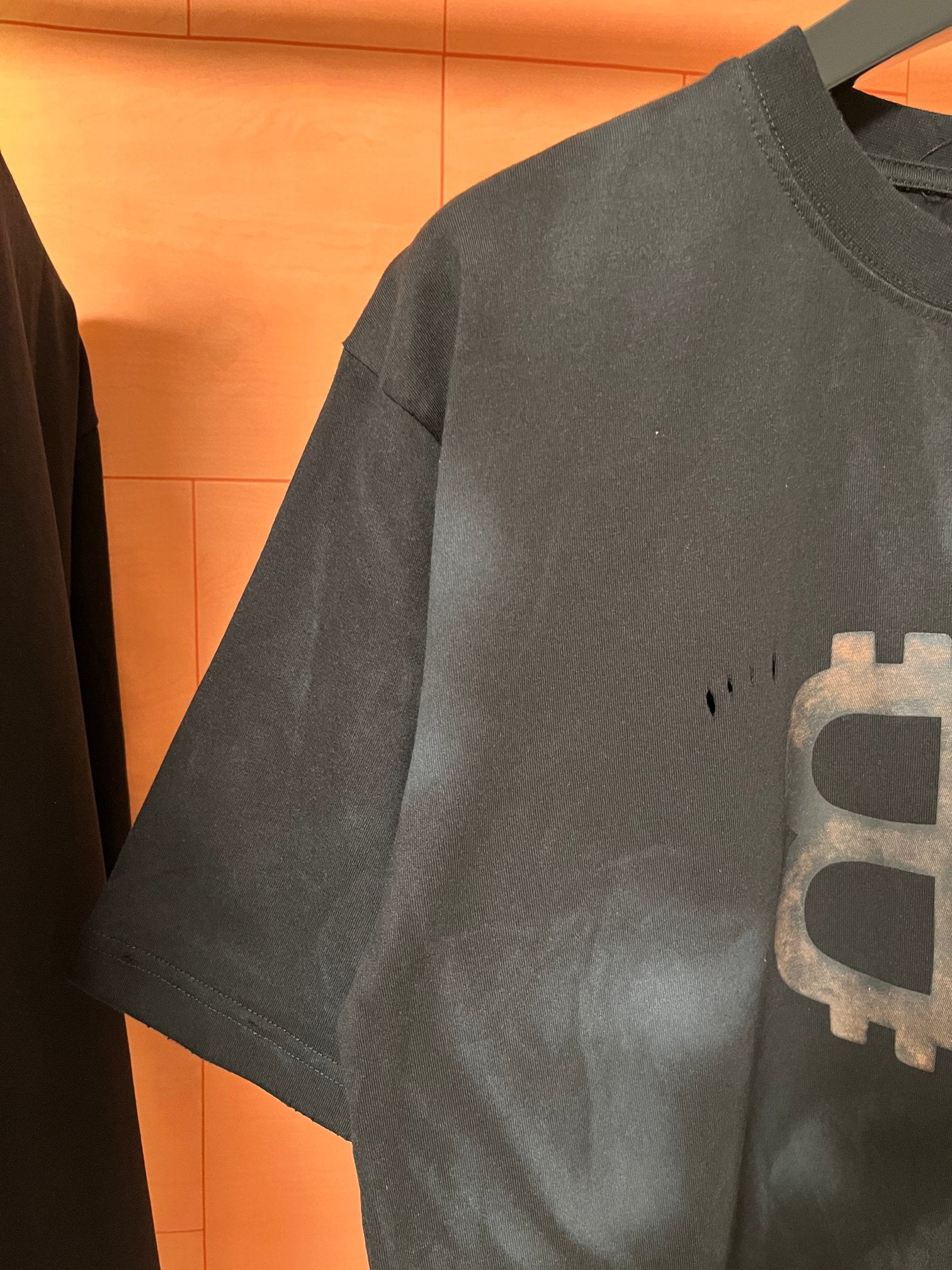 LuxluxHouse Best Quality Clothes Balenciaga T-shirt