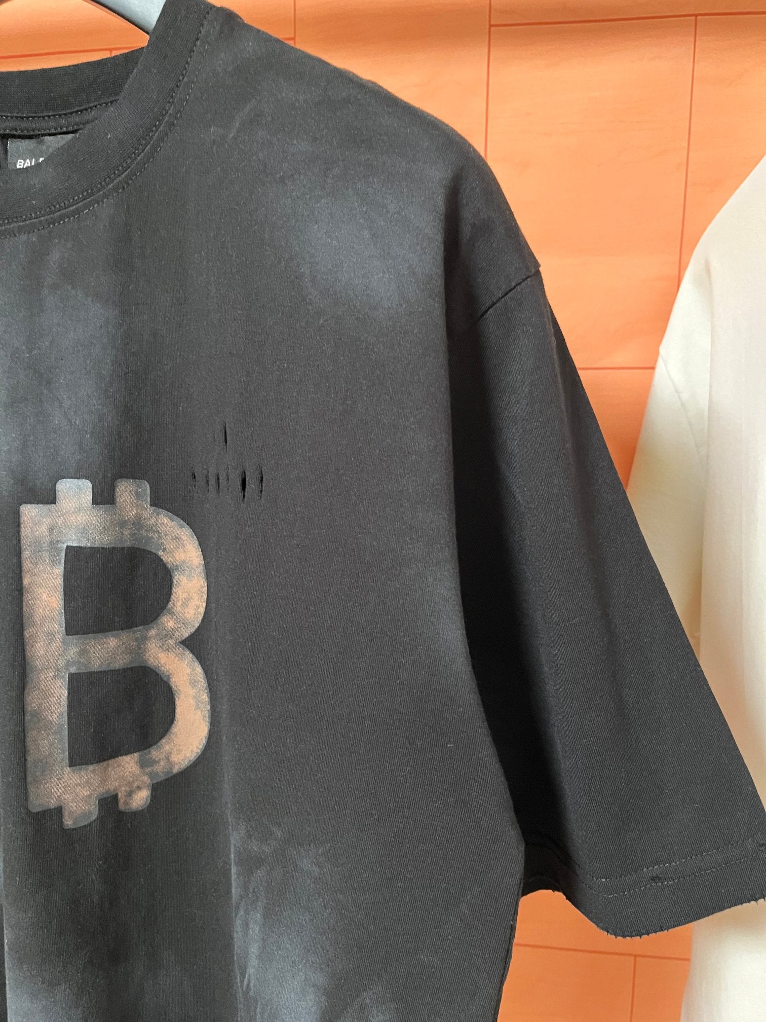 LuxluxHouse Best Quality Clothes Balenciaga T-shirt