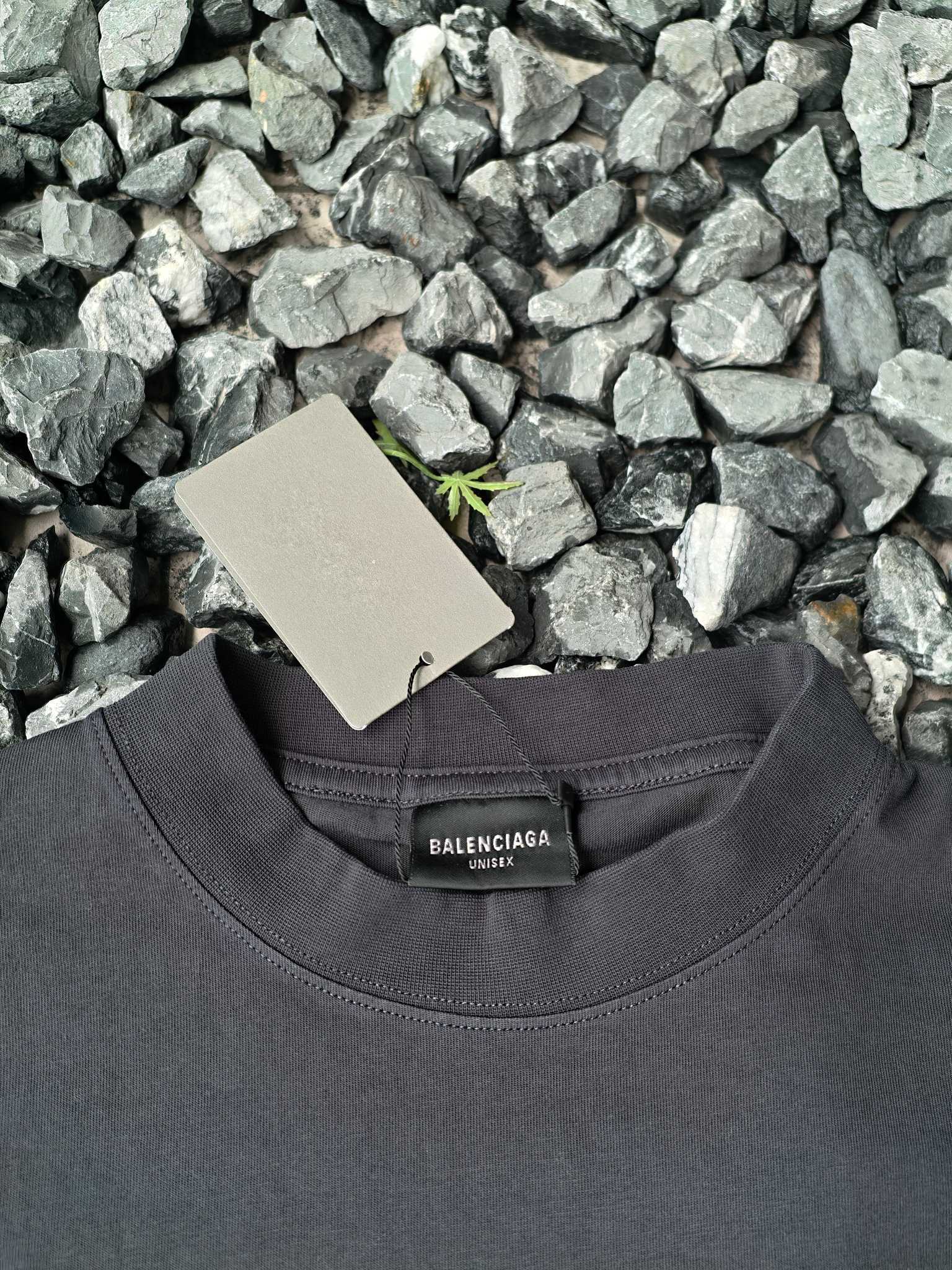 LuxluxHouse Best Quality Clothes Balenciaga T-shirt