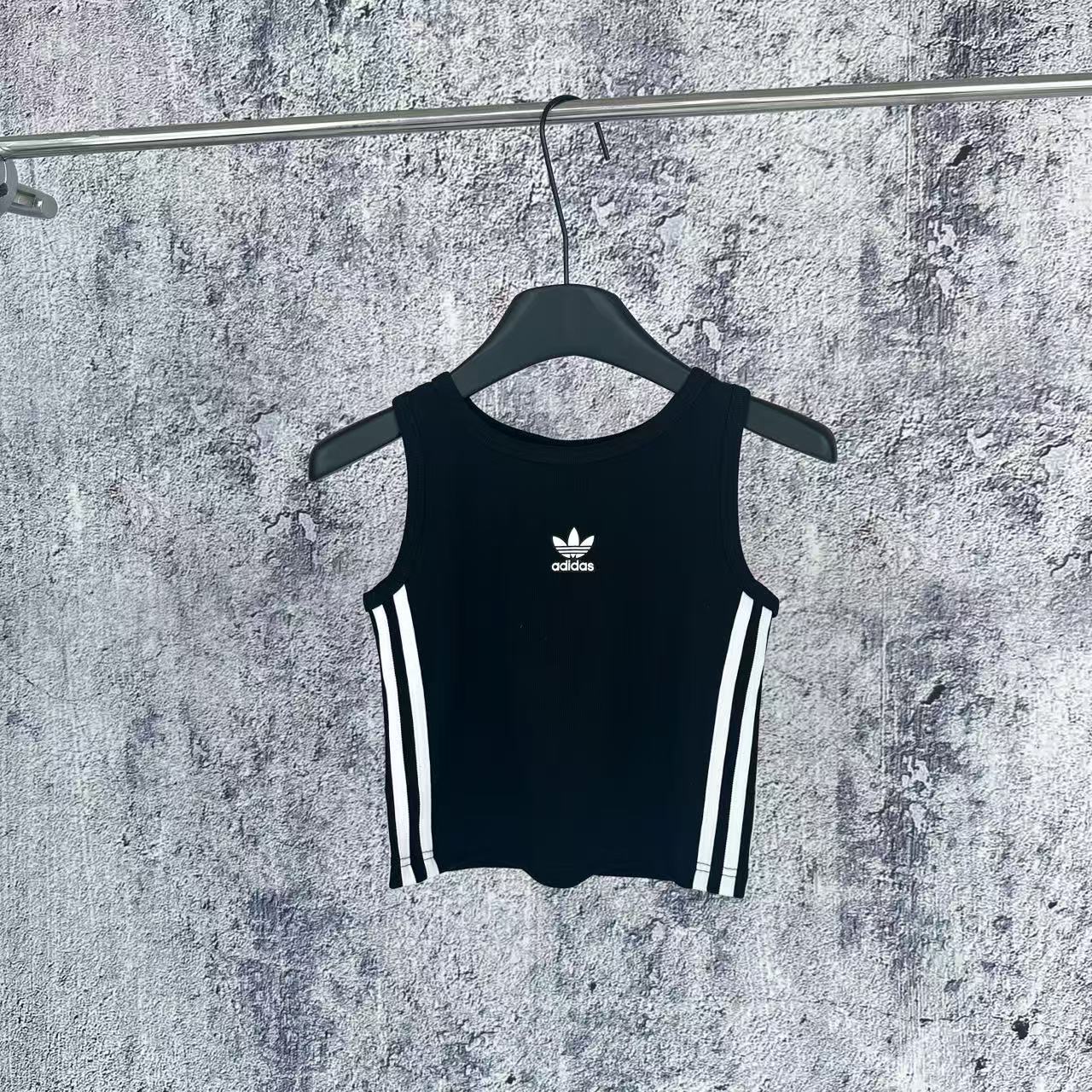LuxluxHouse Best Quality Clothes Nike & Adidas T-shirt