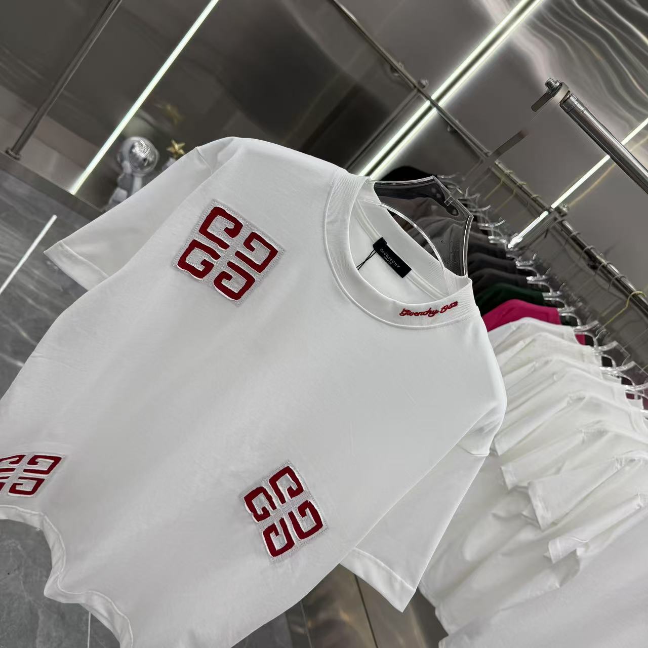 LuxluxHouse Best Quality Clothes Givenchy T-shirt