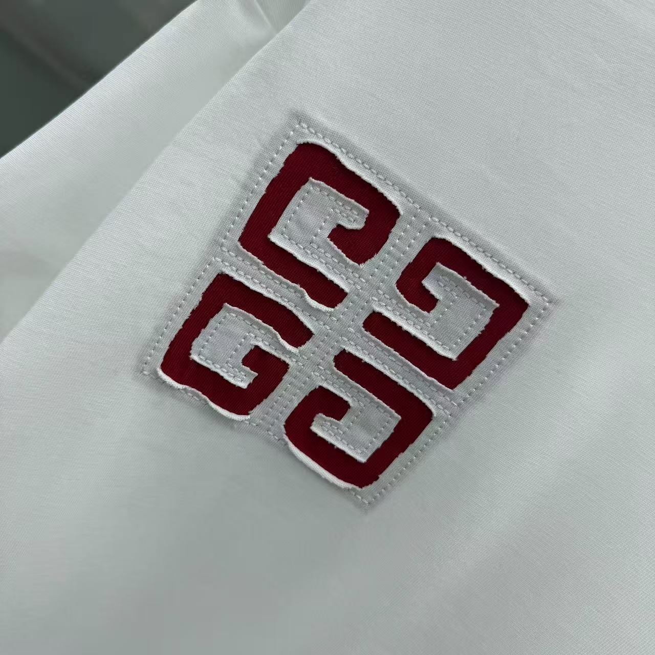 LuxluxHouse Best Quality Clothes Givenchy T-shirt