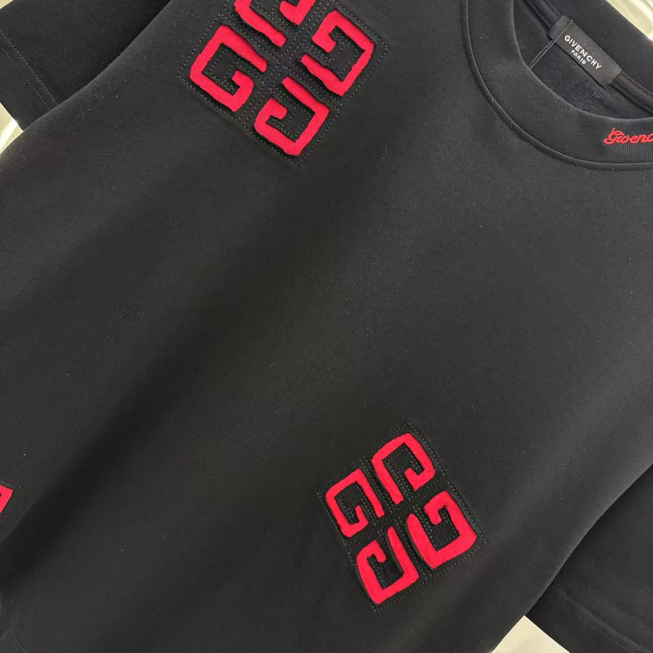 LuxluxHouse Best Quality Clothes Givenchy T-shirt