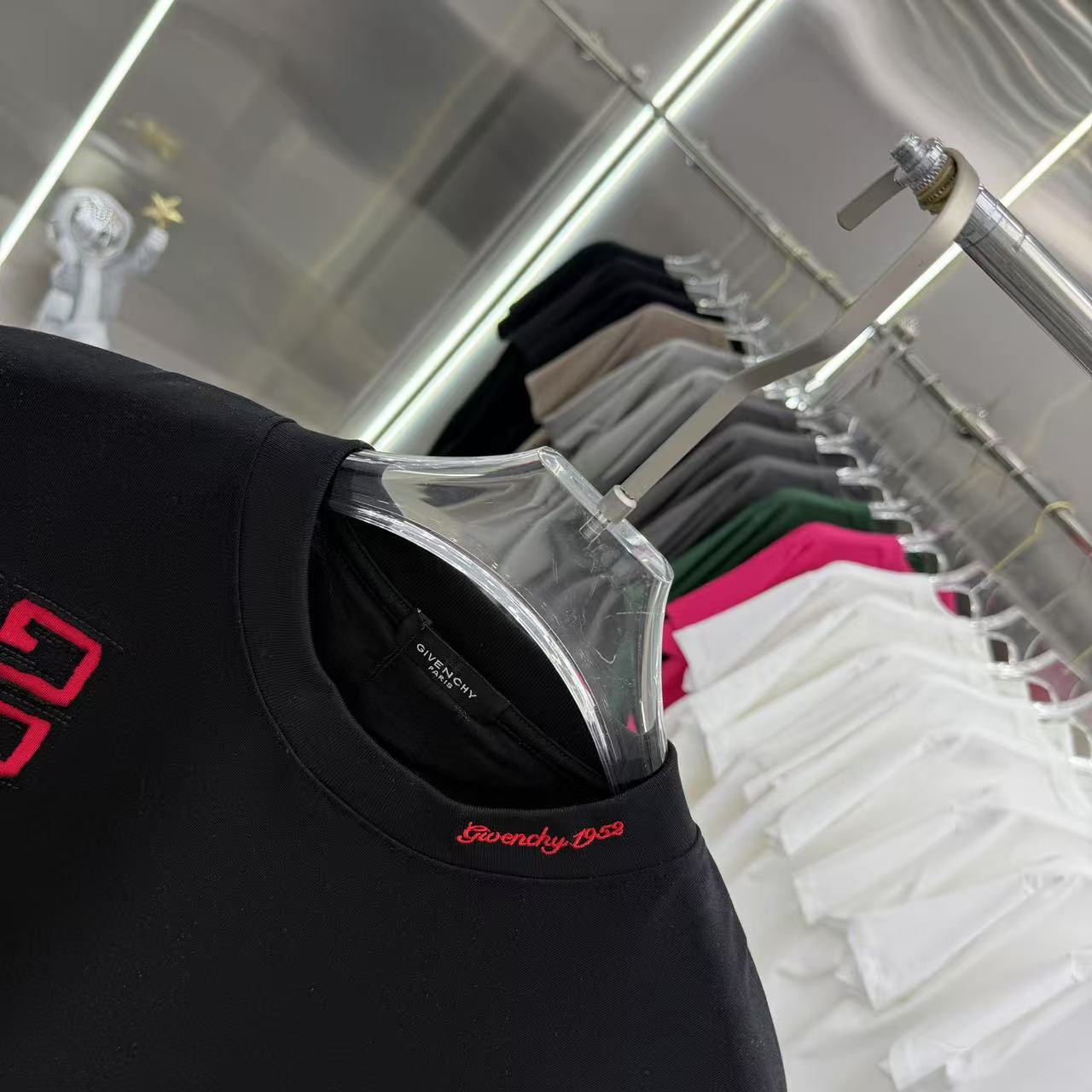 LuxluxHouse Best Quality Clothes Givenchy T-shirt