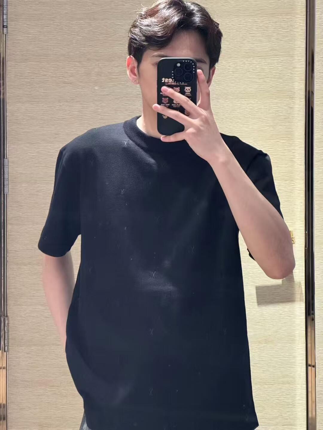 LuxluxHouse Best Quality Clothes T-shirt Louis Vuitton