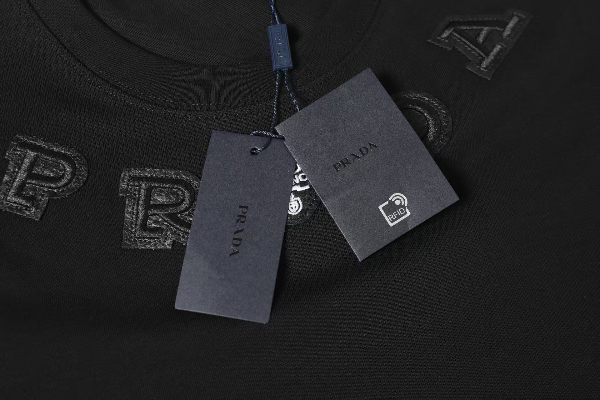 LuxluxHouse Best Quality Clothes T-shirt Prada