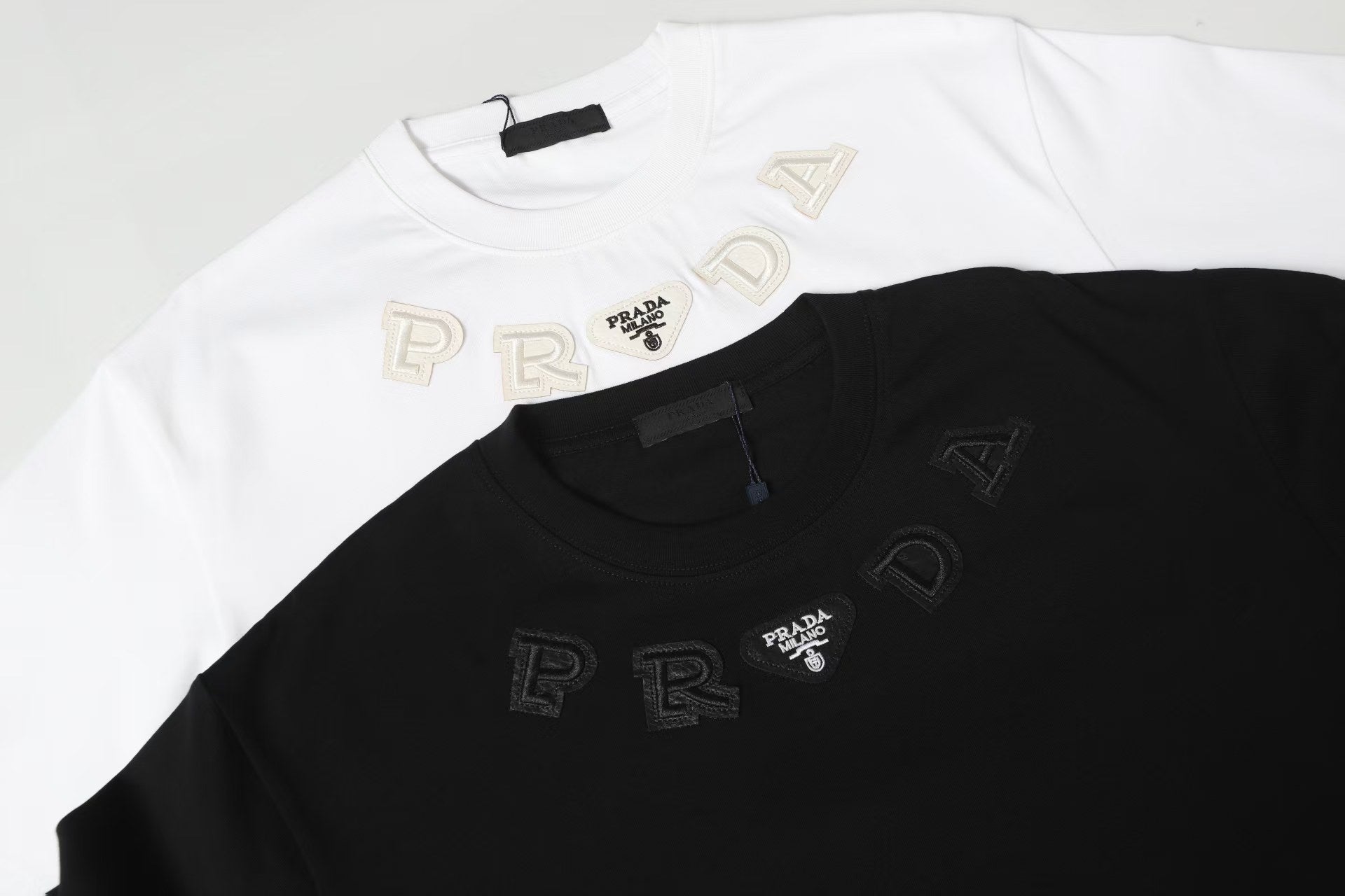 LuxluxHouse Best Quality Clothes T-shirt Prada