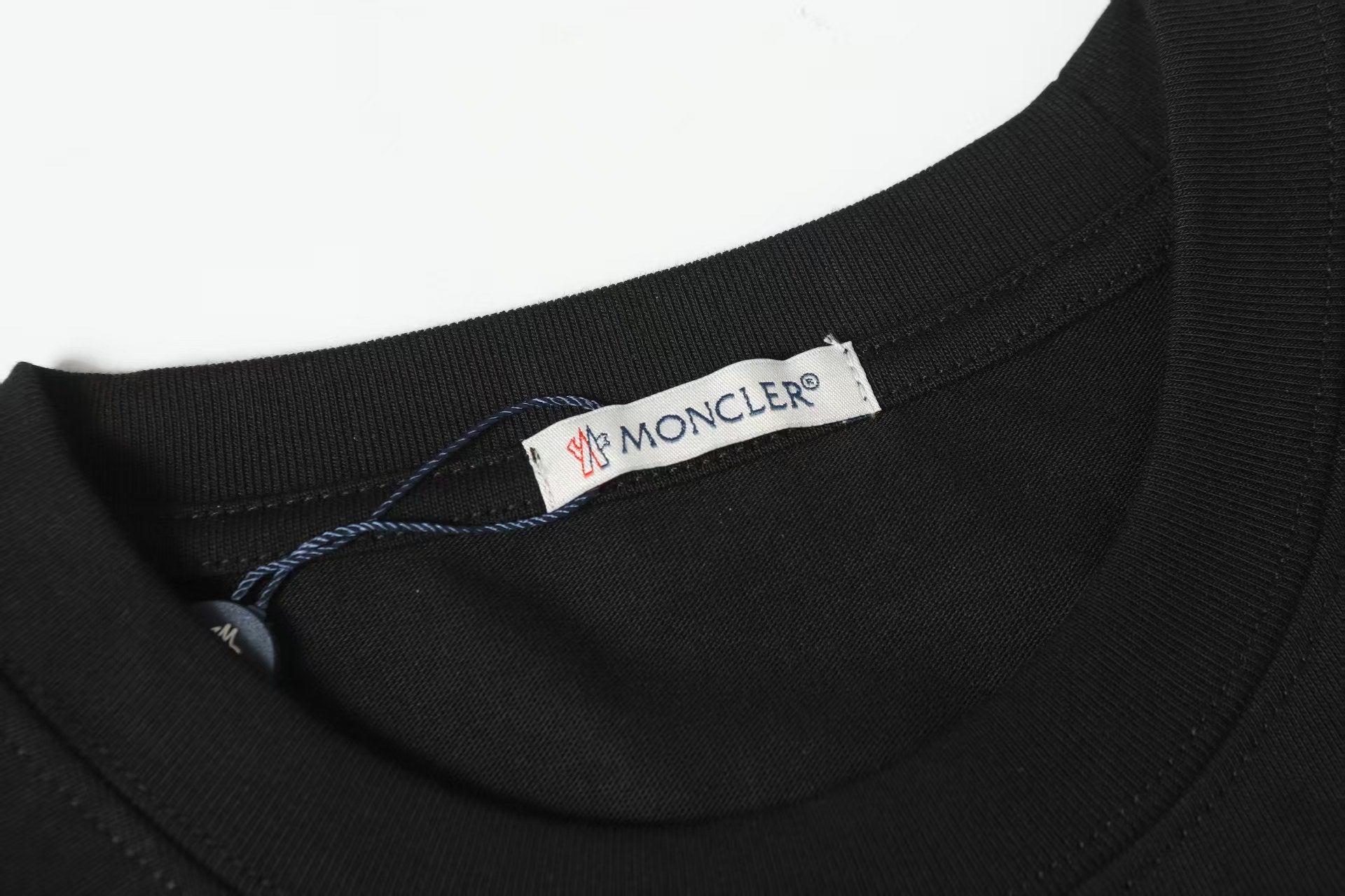 LuxluxHouse Best Quality Clothes T-shirt Moncler