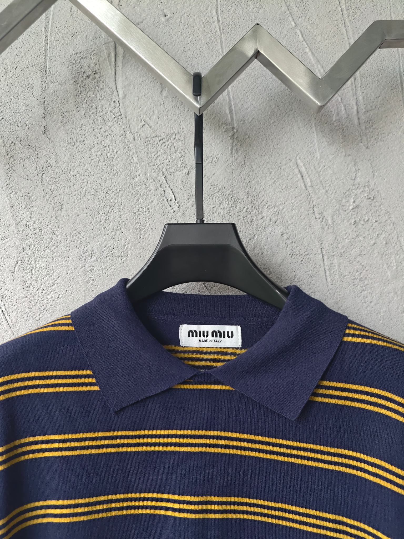 LuxluxHouse Best Quality Clothes Miu Miu T-shirt