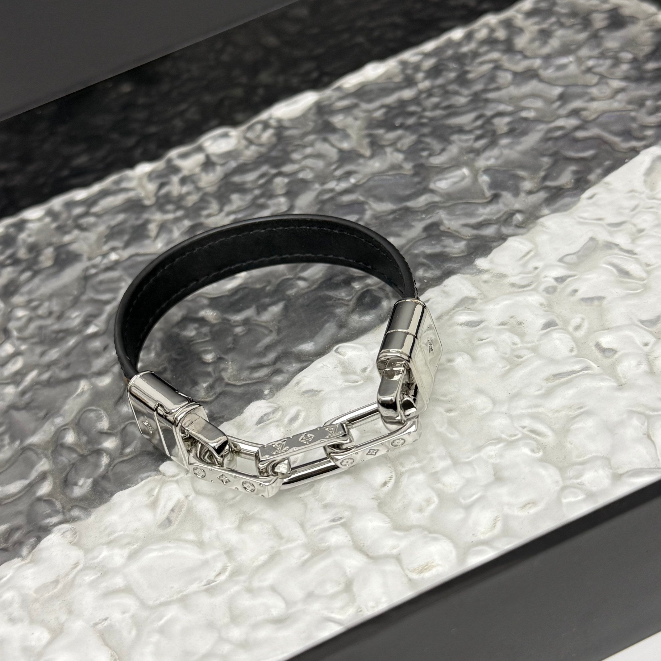 LuxluxHouse Best Quality Accessories Bracelet Louis Vuitton