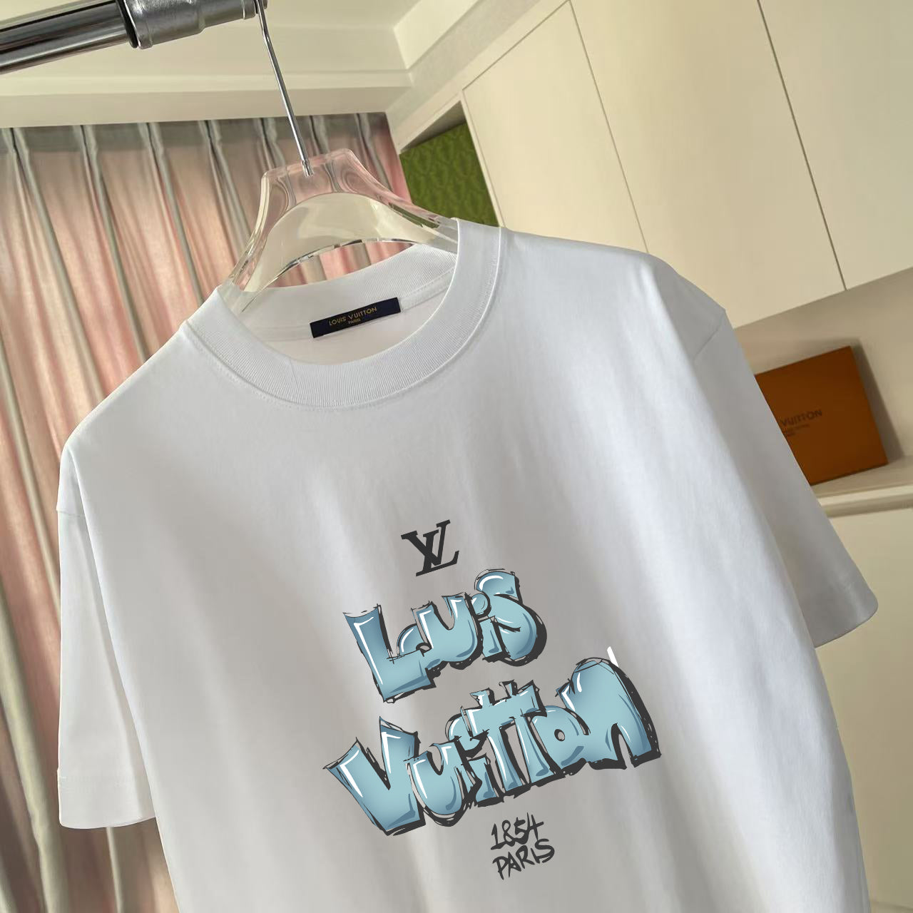 LuxluxHouse Best Quality Clothes T-shirt Louis Vuitton
