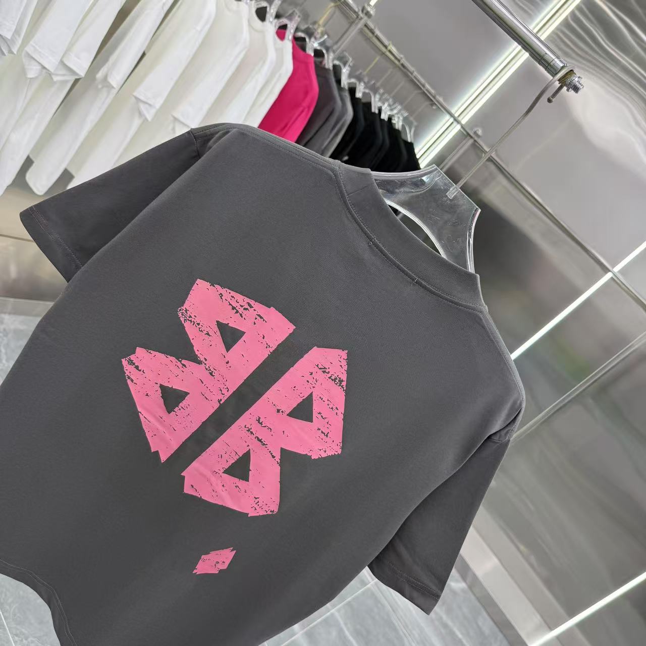 LuxluxHouse Best Quality Clothes Balenciaga T-shirt