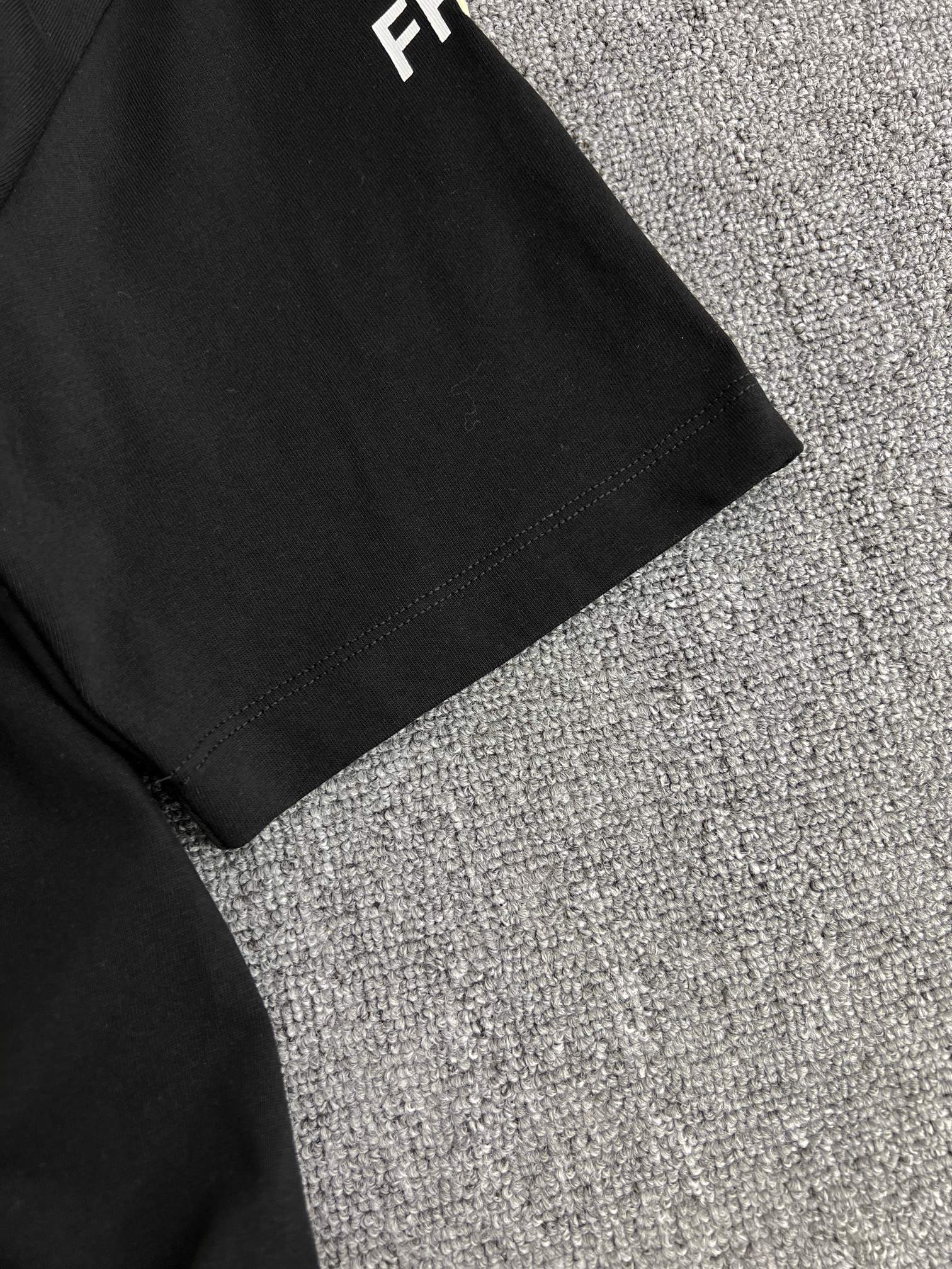 LuxluxHouse Best Quality Clothes T-shirt Moncler