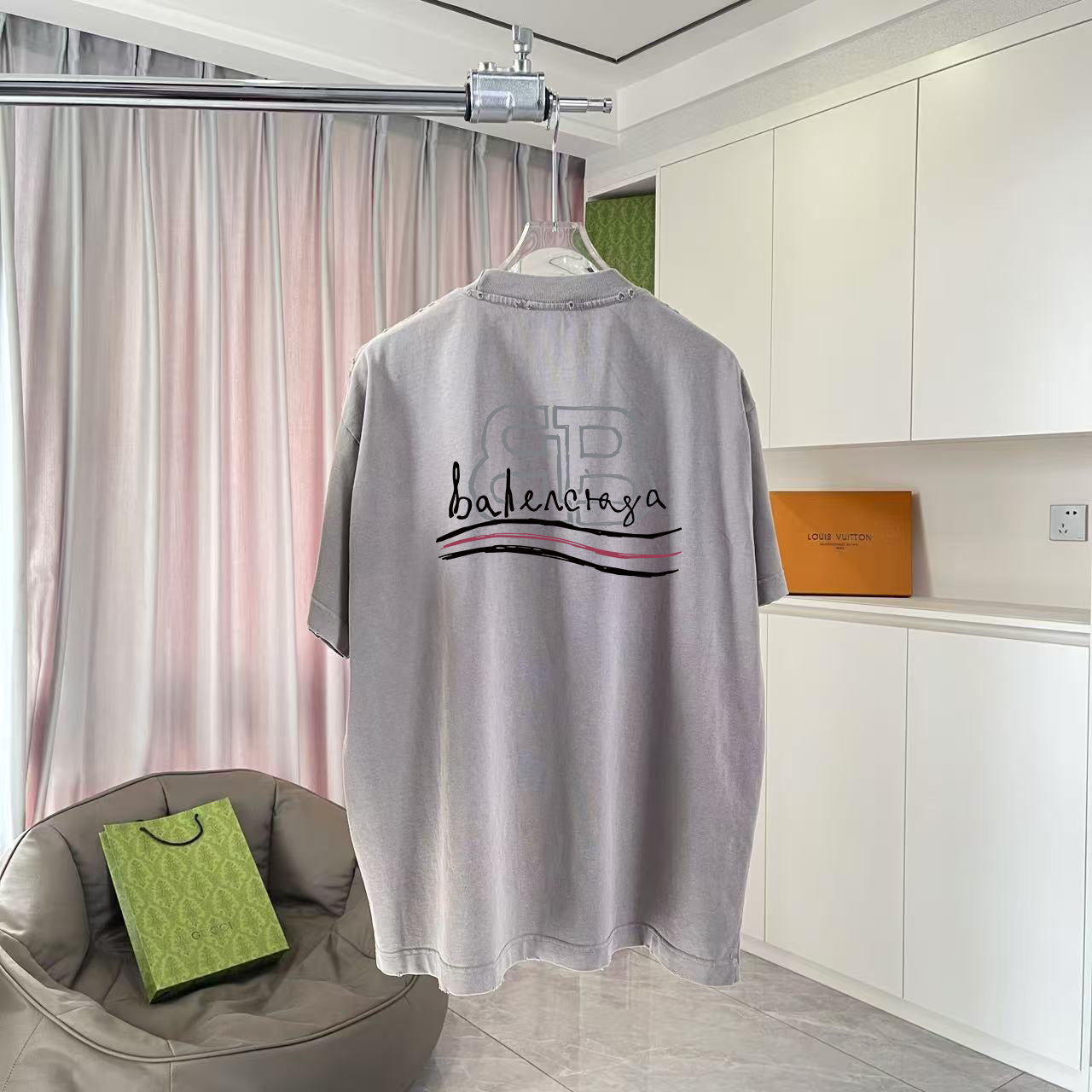 LuxluxHouse Best Quality Clothes Balenciaga T-shirt