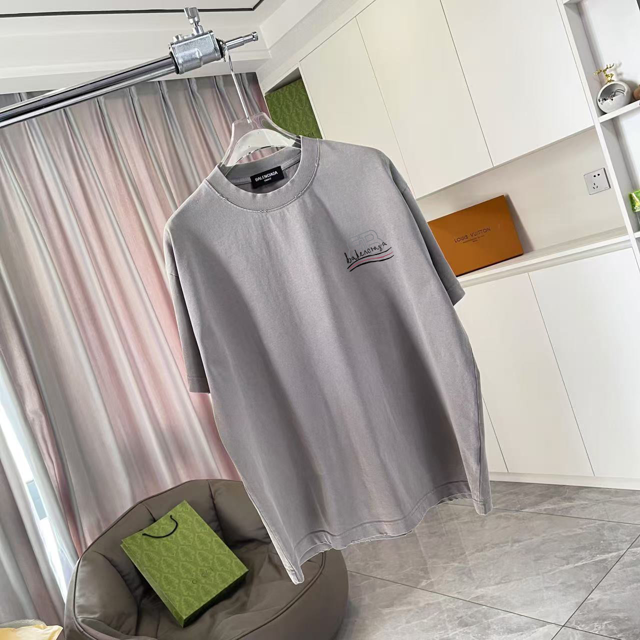 LuxluxHouse Best Quality Clothes Balenciaga T-shirt