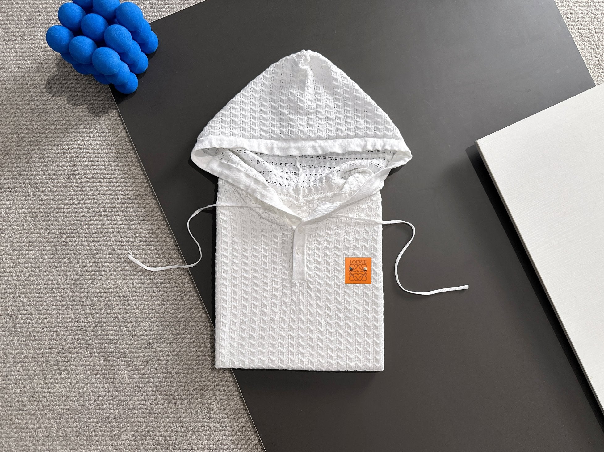 LuxluxHouse Best Quality Clothes T-shirt Loewe