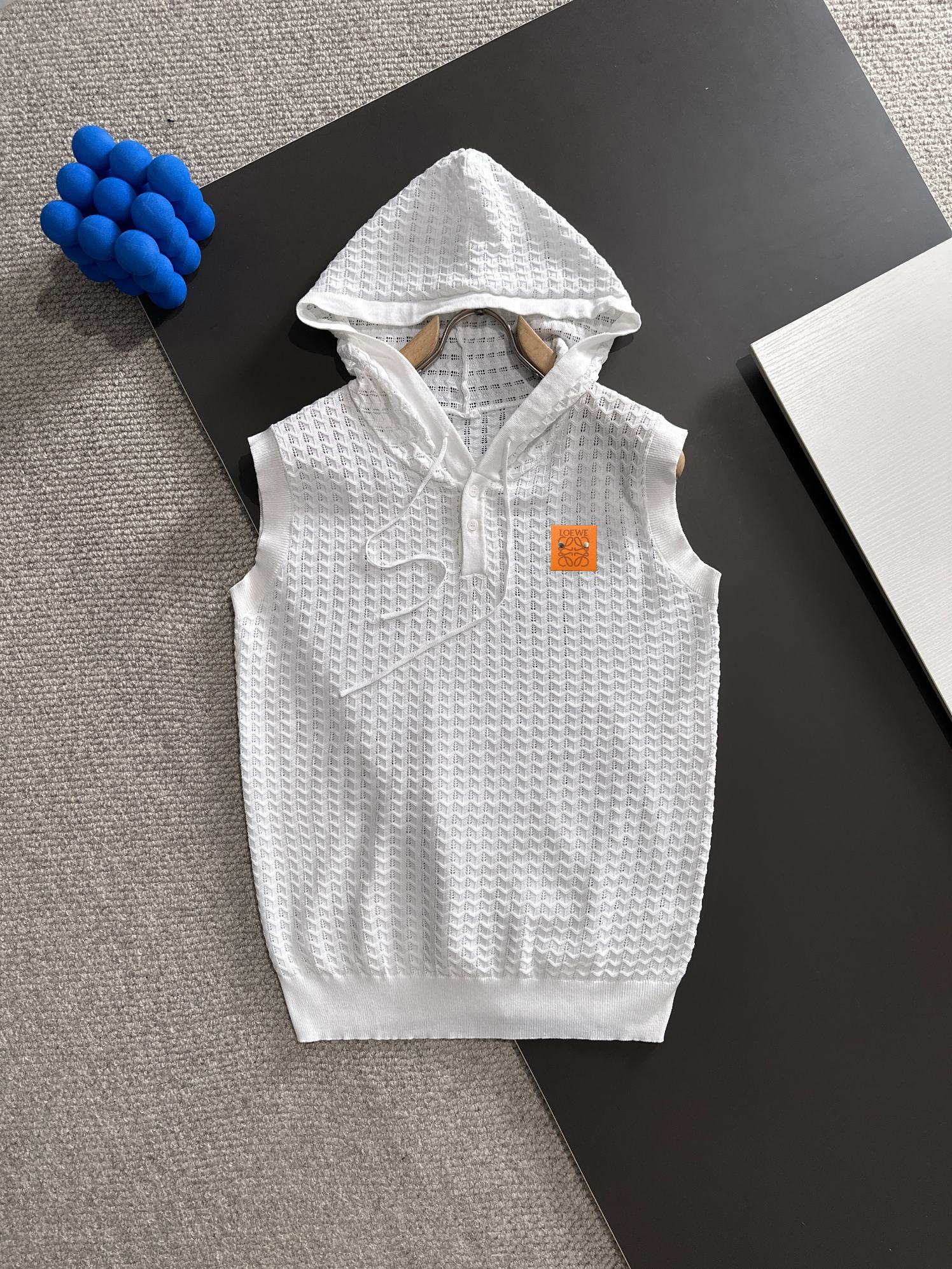 LuxluxHouse Best Quality Clothes T-shirt Loewe