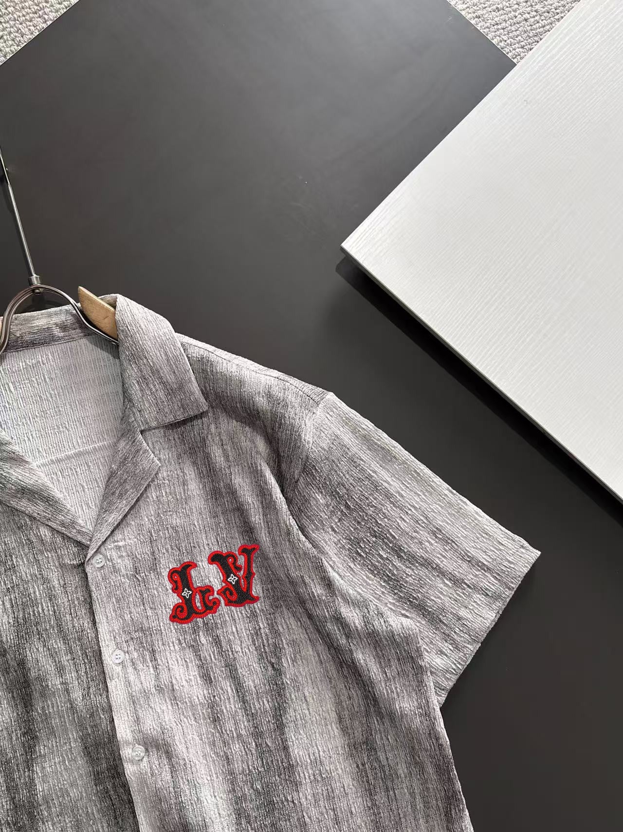 LuxluxHouse Best Quality Clothes Shirts&Polo Louis Vuitton