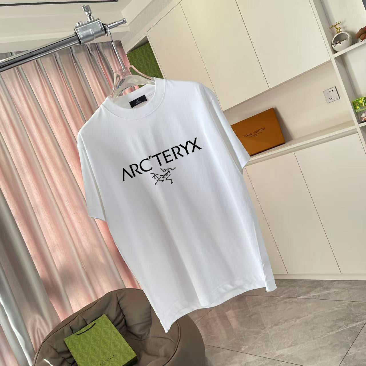 LuxluxHouse Best Quality Clothes T-shirt Arcteryx