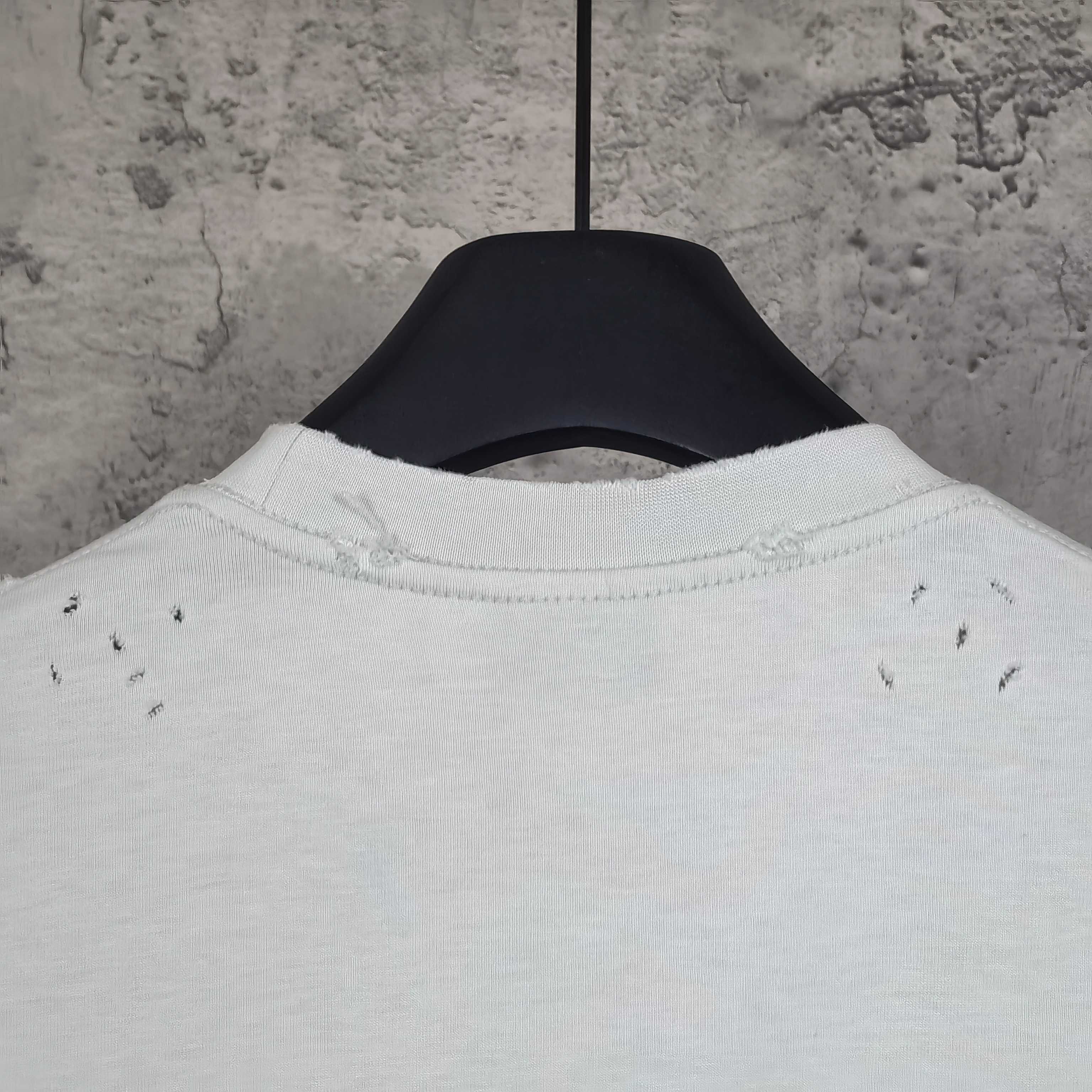 LuxluxHouse Best Quality Clothes Balenciaga T-shirt