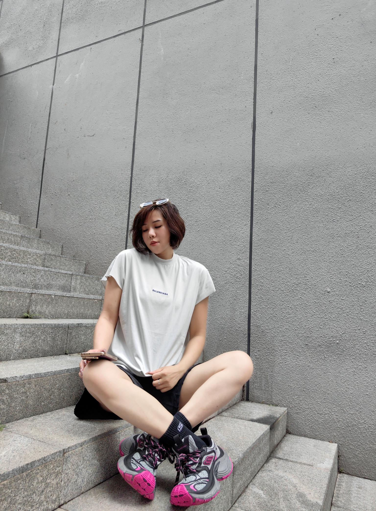 LuxluxHouse Best Quality Clothes Balenciaga T-shirt