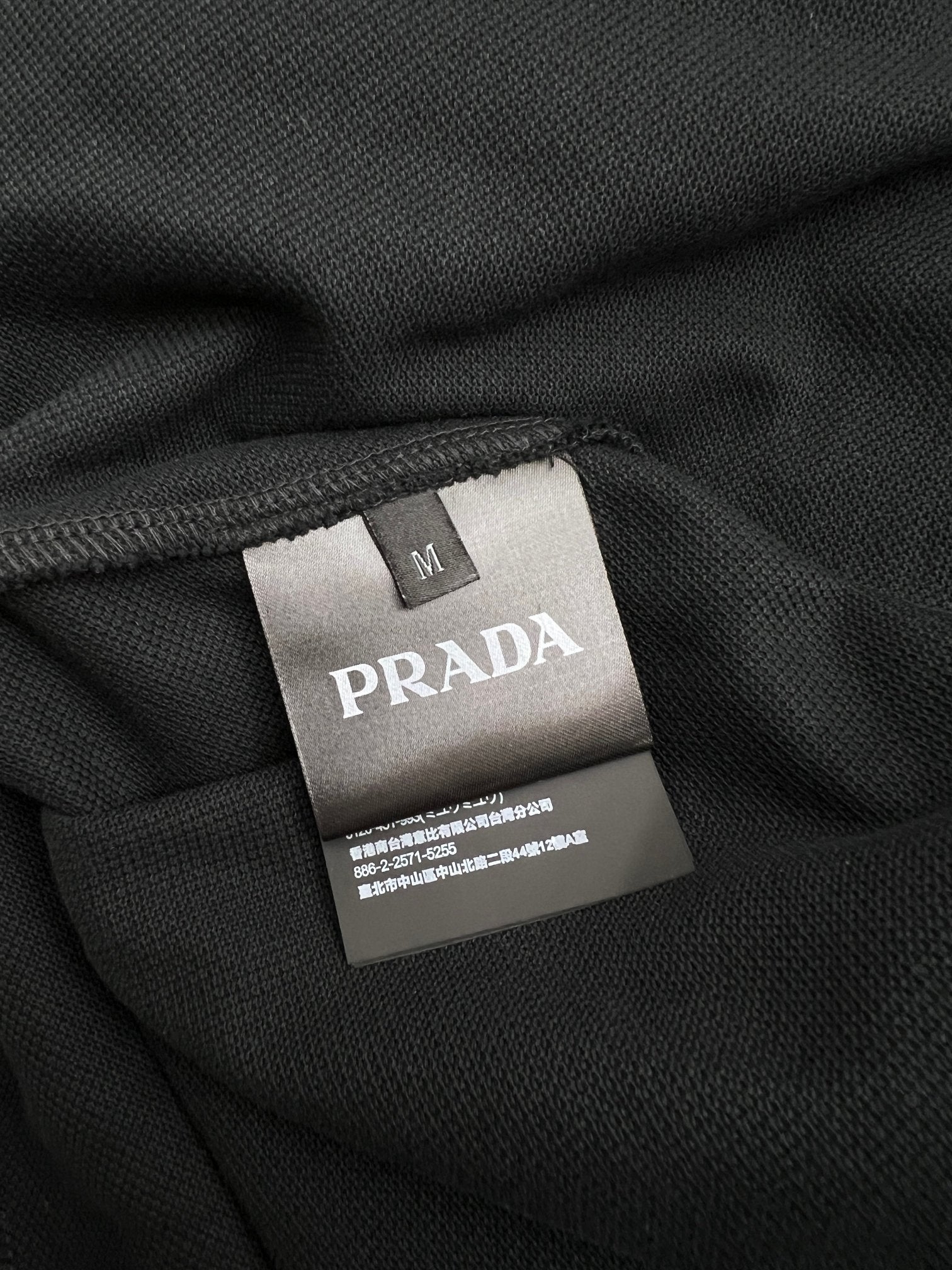 LuxluxHouse Best Quality Clothes T-shirt Prada
