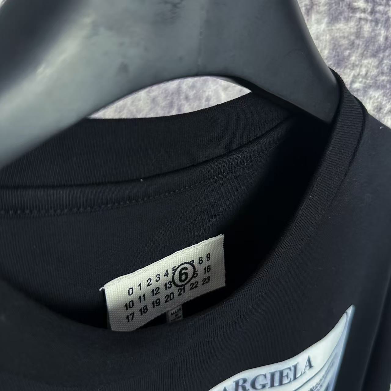 LuxluxHouse Best Quality Clothes T-shirt Chanel & Maison Margiela