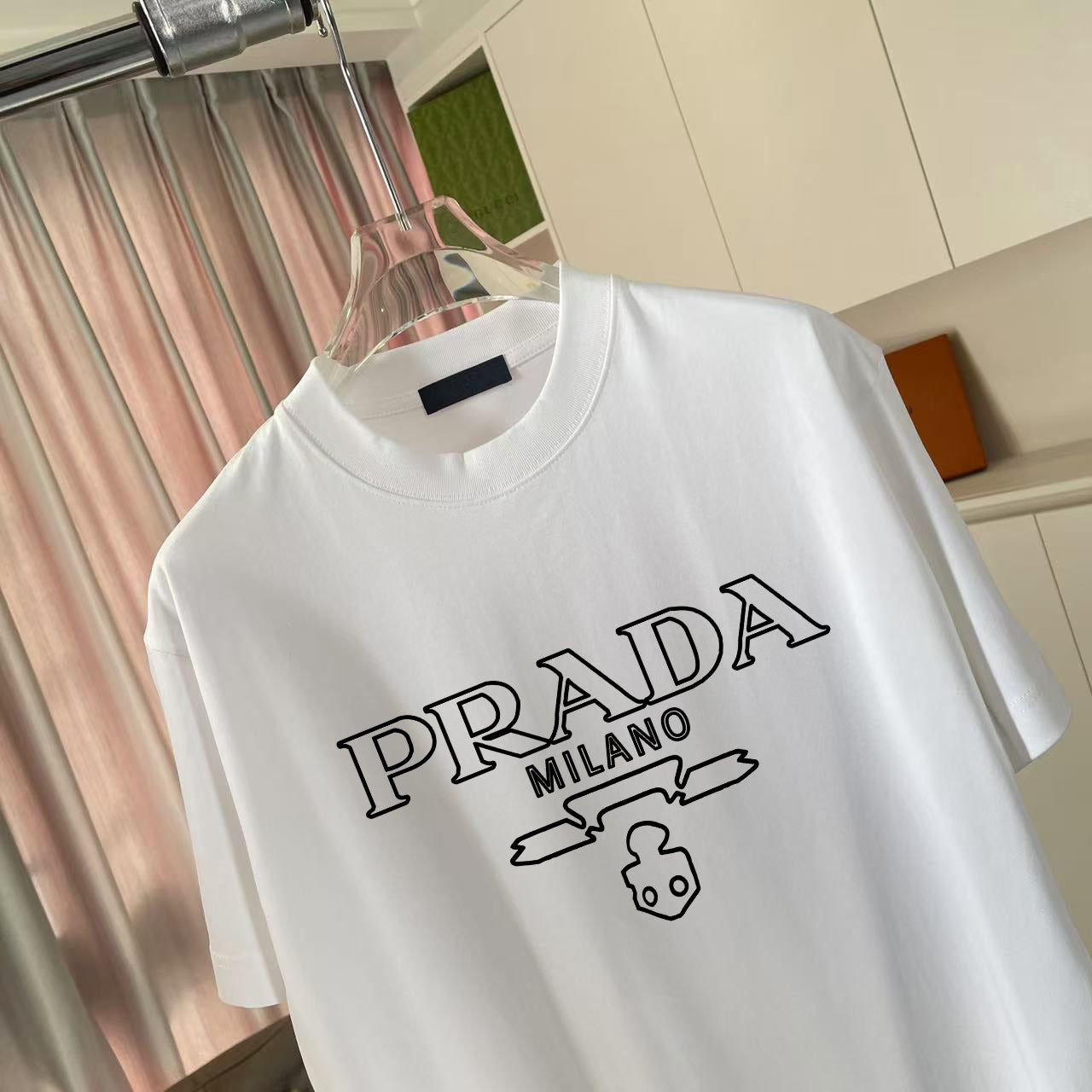 LuxluxHouse Best Quality Clothes T-shirt Prada