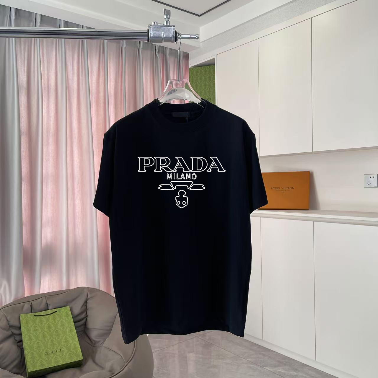 LuxluxHouse Best Quality Clothes T-shirt Prada