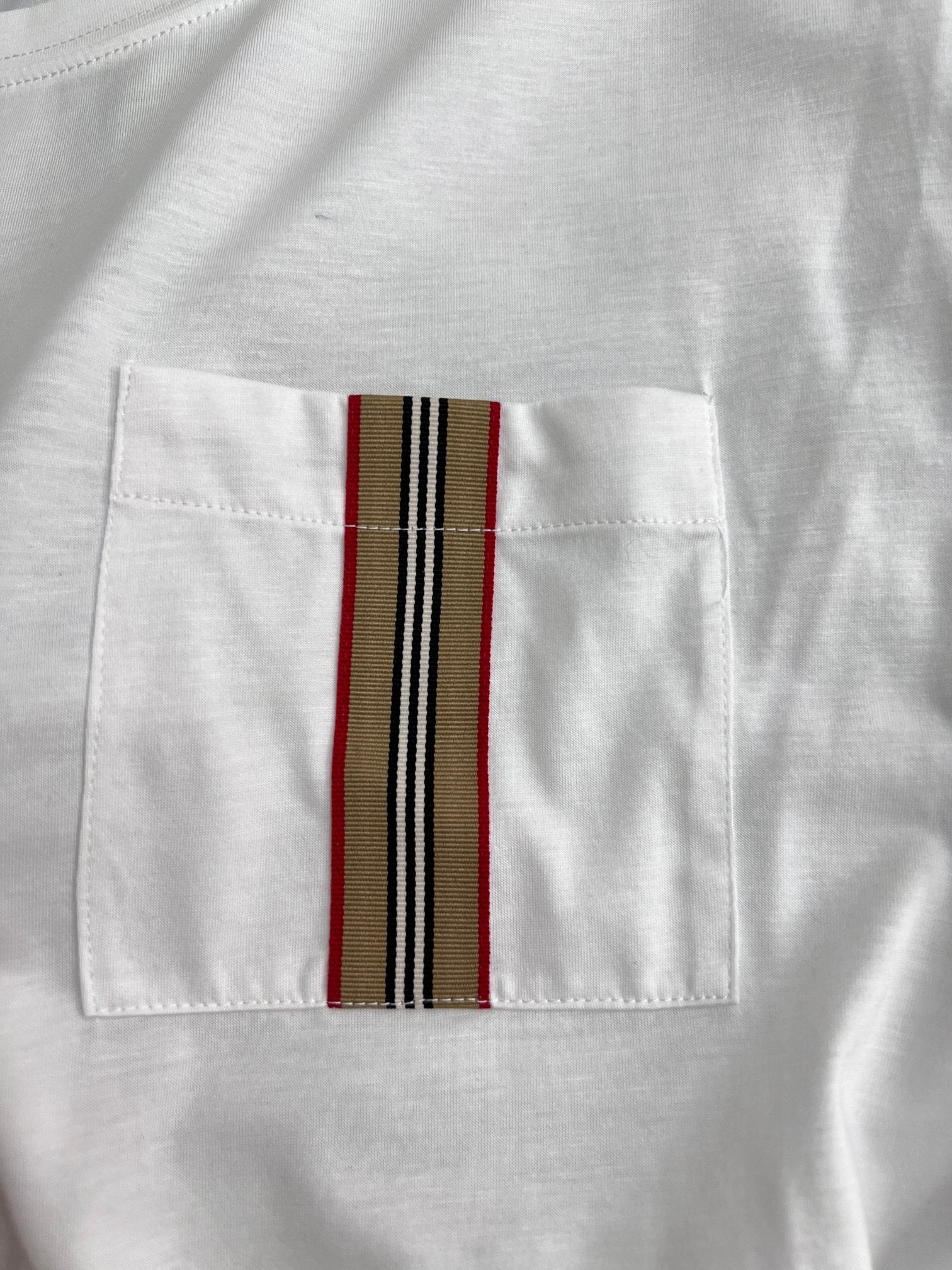 LuxluxHouse Best Quality Clothes Burberry T-shirt