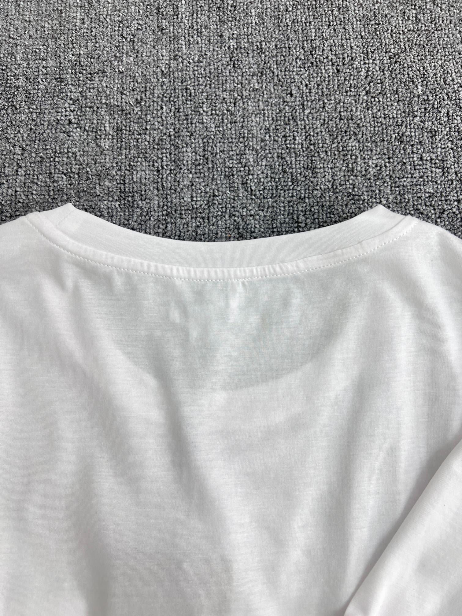 LuxluxHouse Best Quality Clothes Burberry T-shirt
