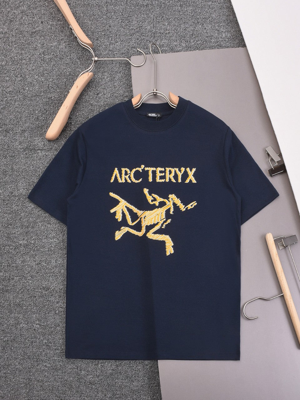 LuxluxHouse Best Quality Clothes T-shirt Arcteryx