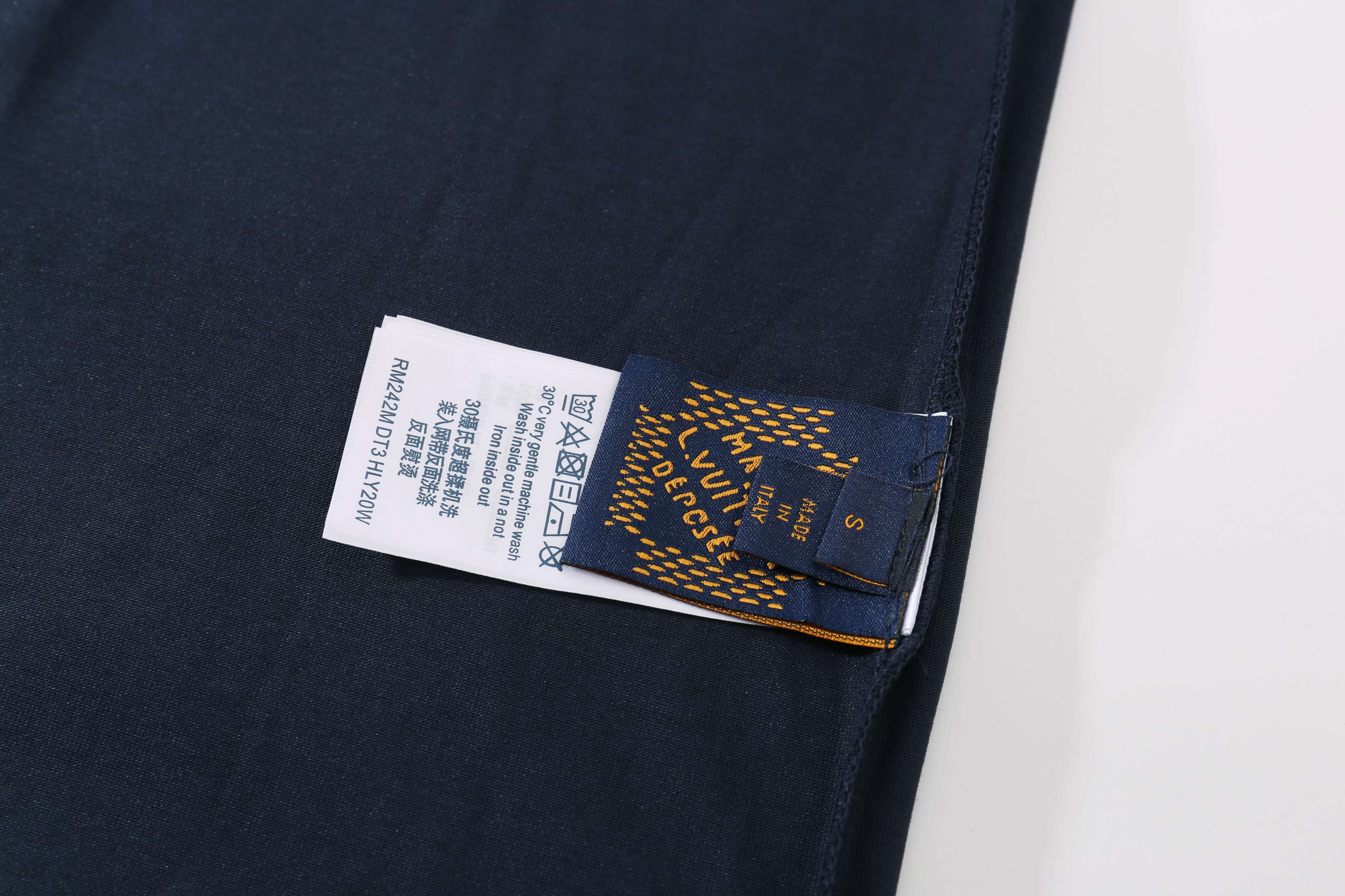 LuxluxHouse Best Quality Clothes T-shirt Louis Vuitton