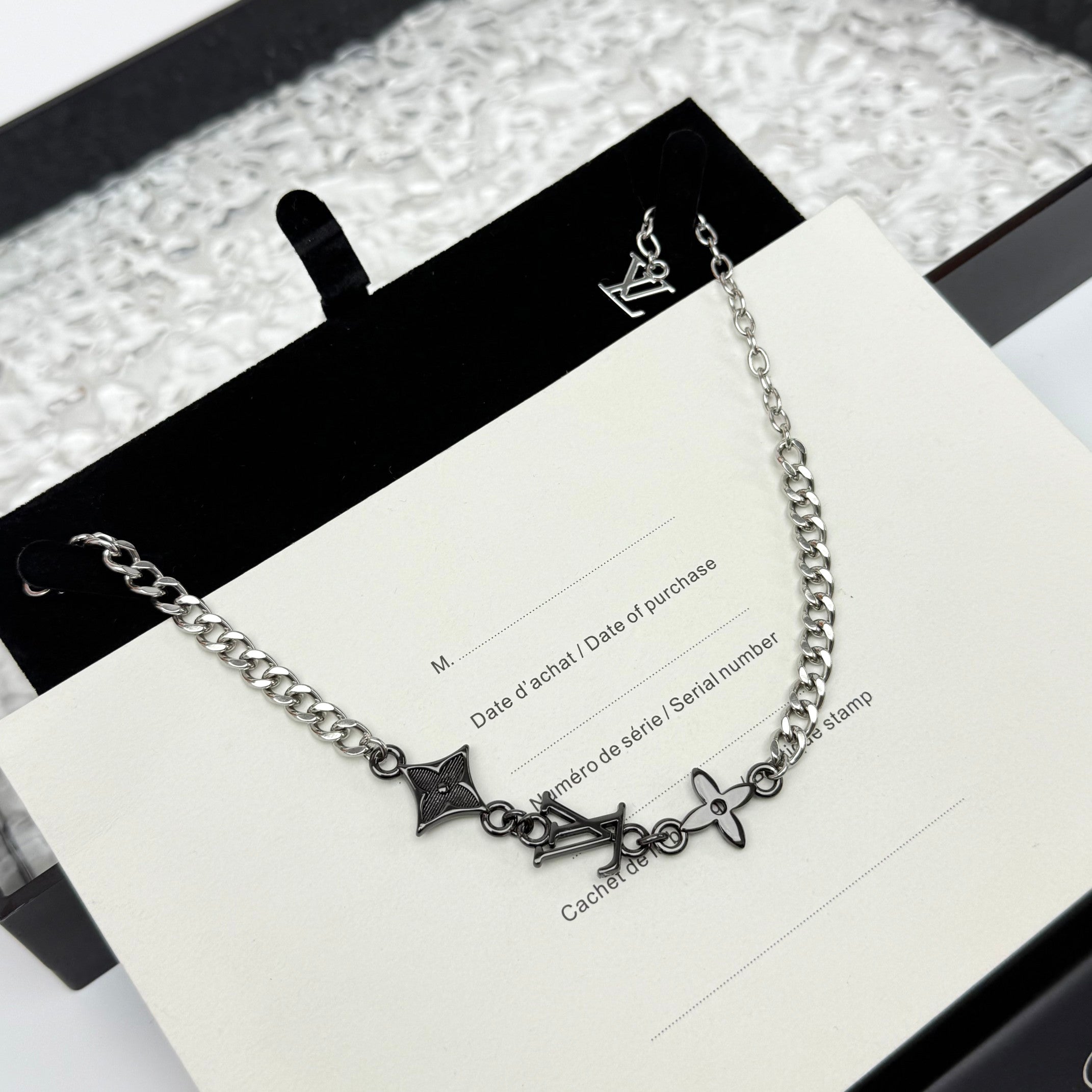 LuxluxHouse Best Quality Accessories Necklace Bracelet Louis Vuitton