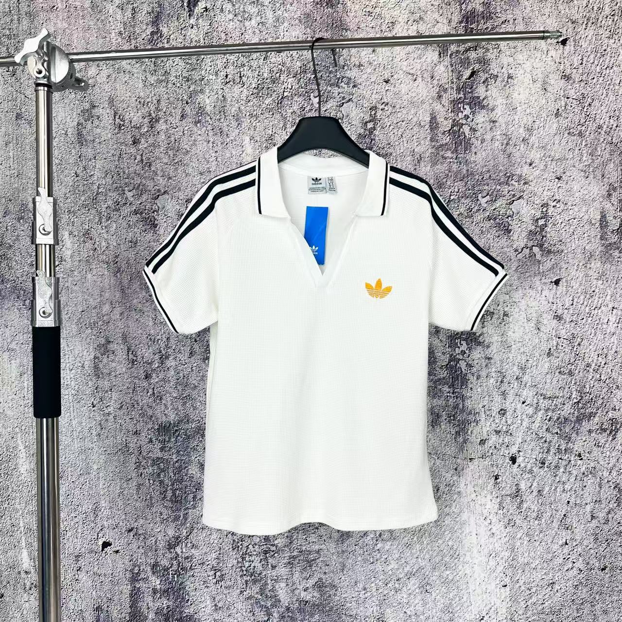 LuxluxHouse Best Quality Clothes Nike & Adidas T-shirt