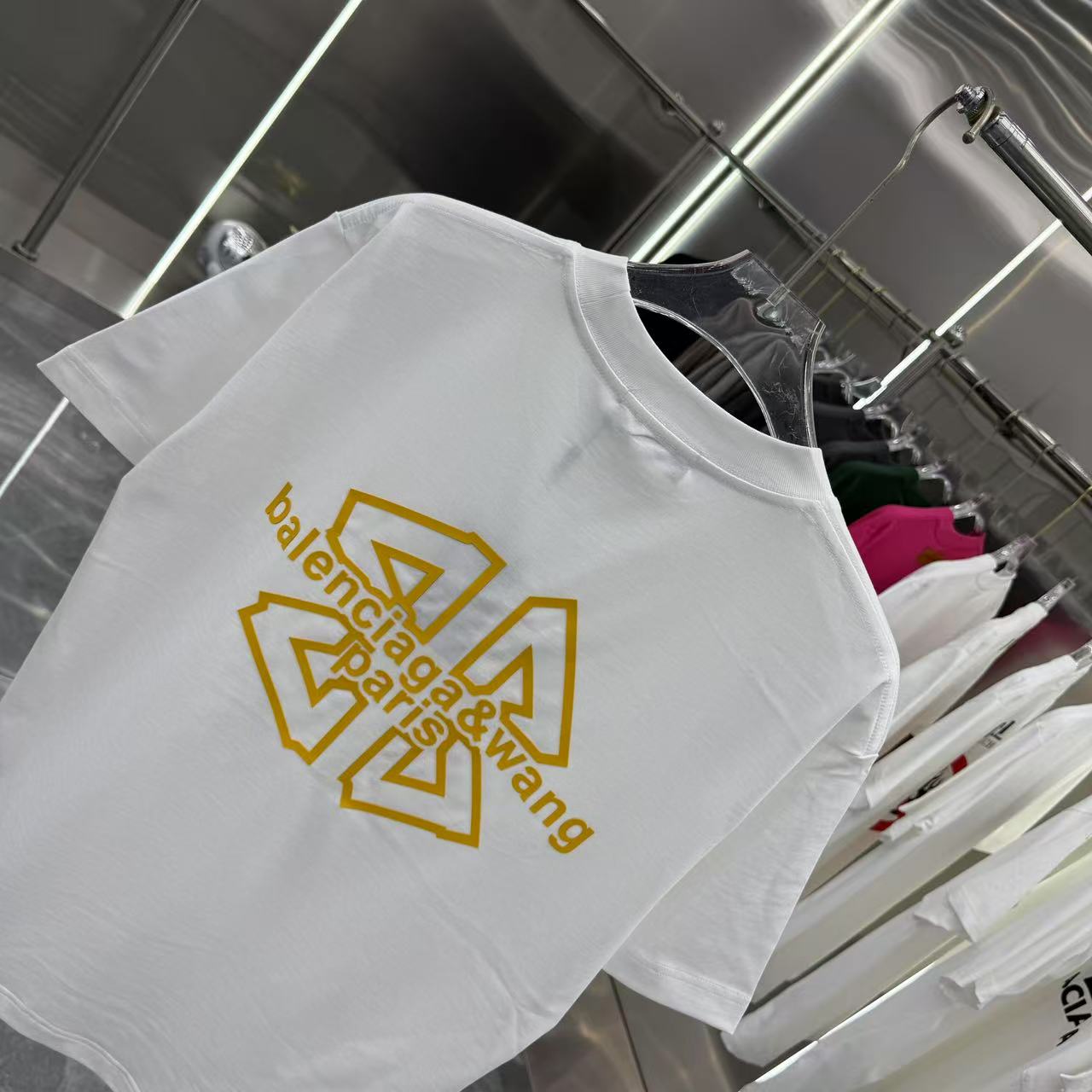 LuxluxHouse Best Quality Clothes Balenciaga T-shirt