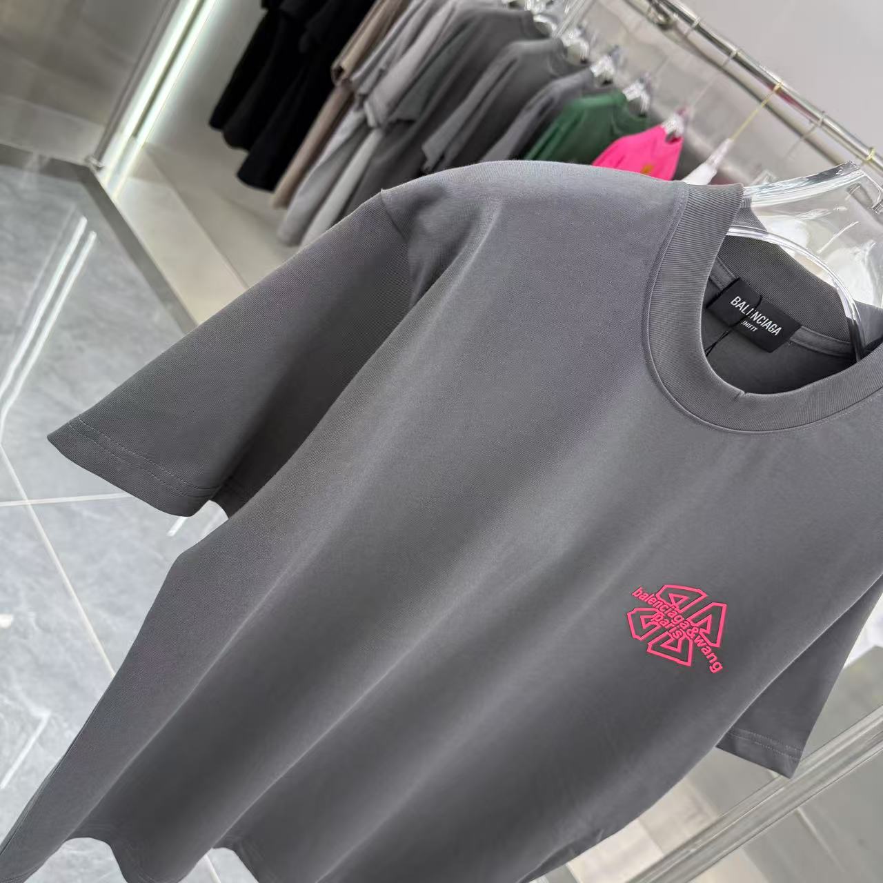 LuxluxHouse Best Quality Clothes Balenciaga T-shirt