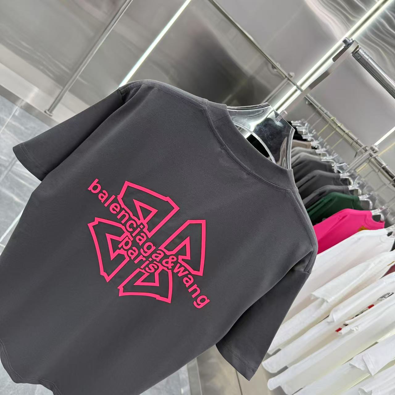 LuxluxHouse Best Quality Clothes Balenciaga T-shirt