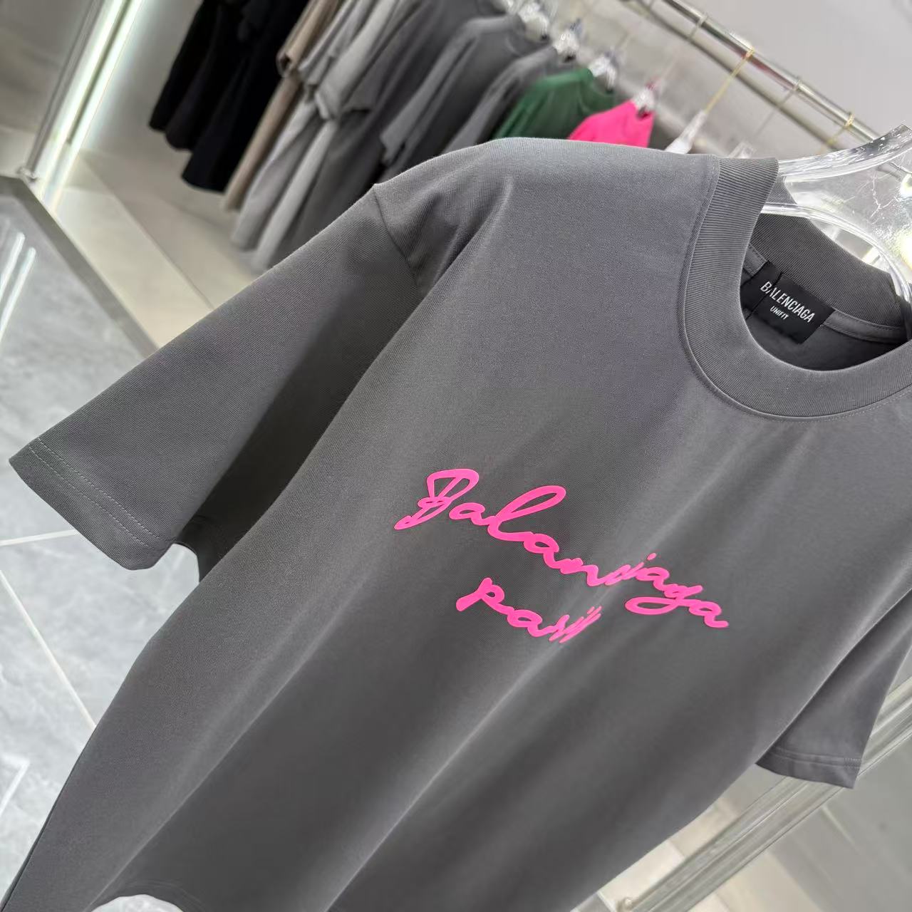 LuxluxHouse Best Quality Clothes Balenciaga T-shirt