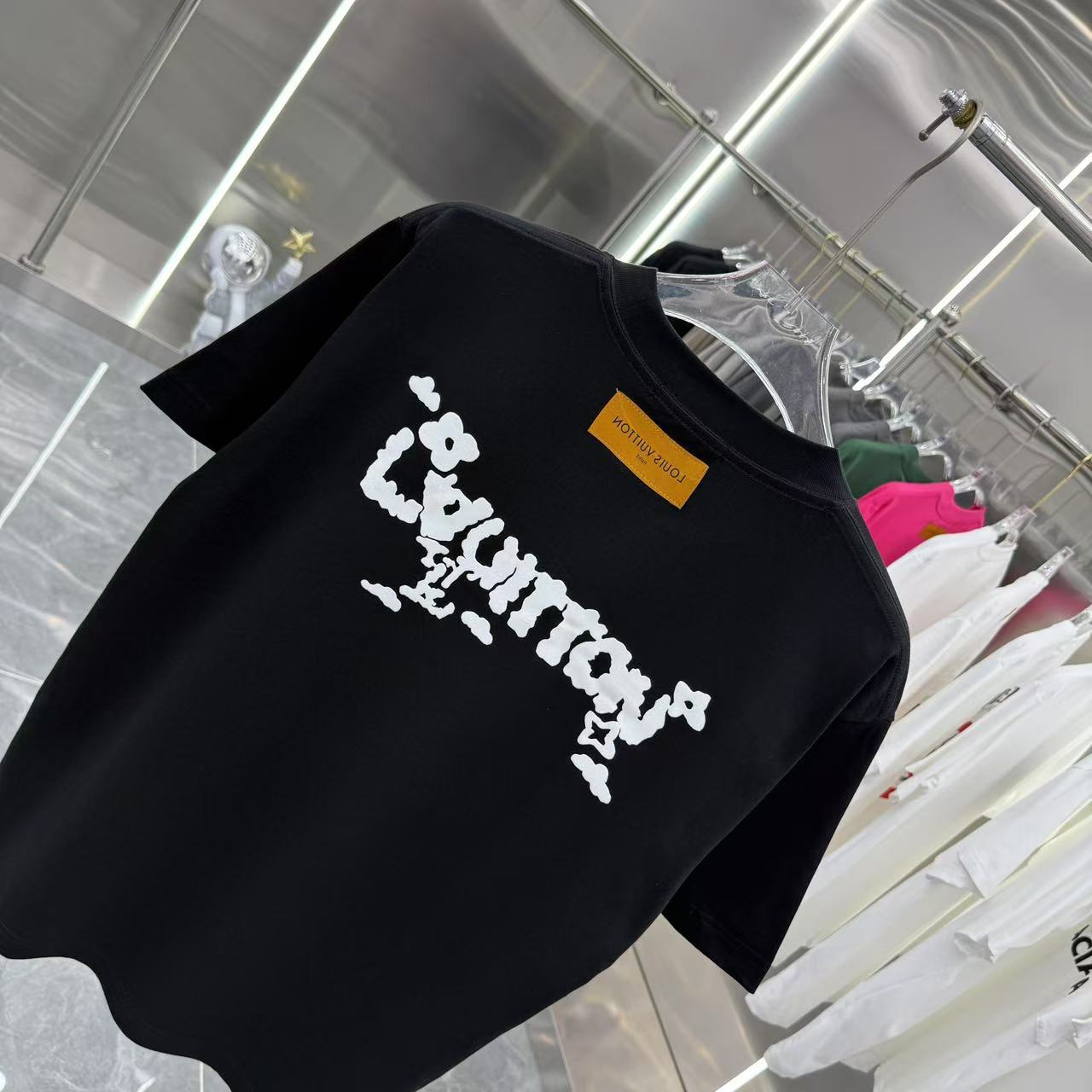 LuxluxHouse Best Quality Clothes T-shirt Louis Vuitton
