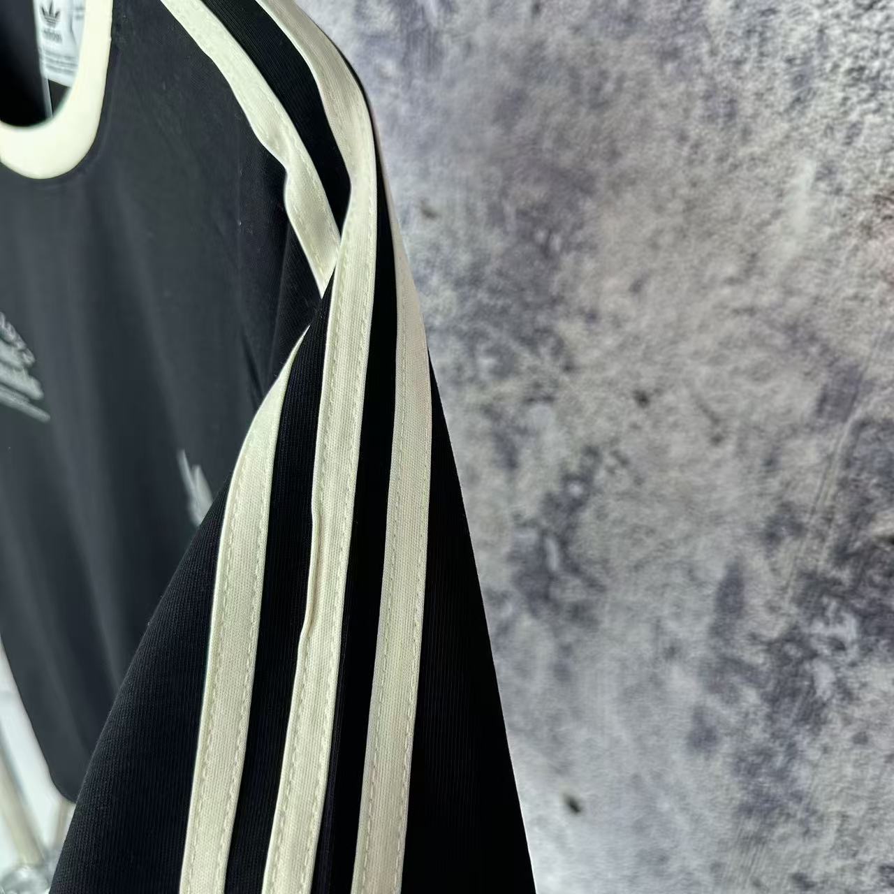 LuxluxHouse Best Quality Clothes Nike & Adidas T-shirt