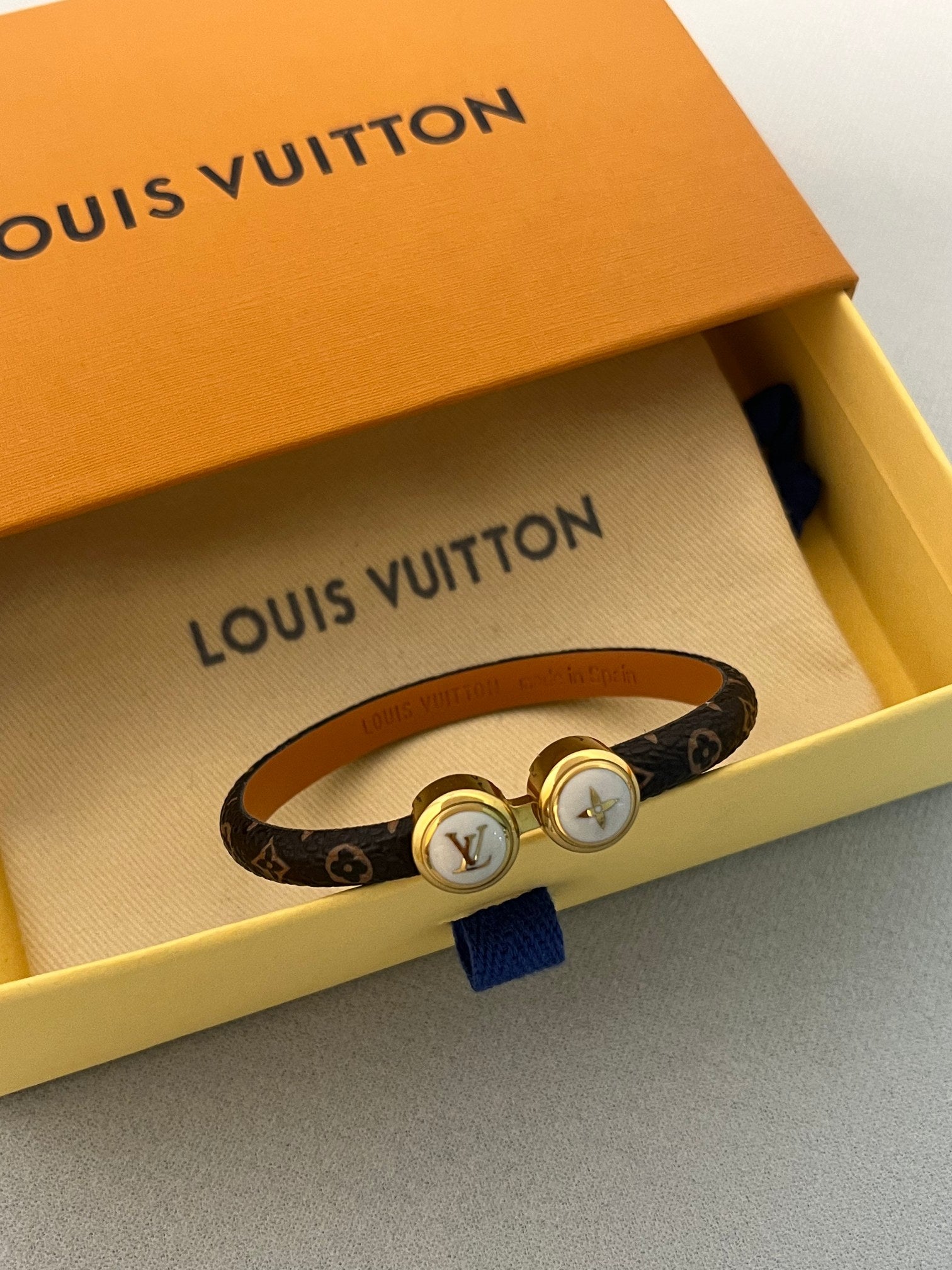 LuxluxHouse Best Quality Accessories Bracelet Louis Vuitton