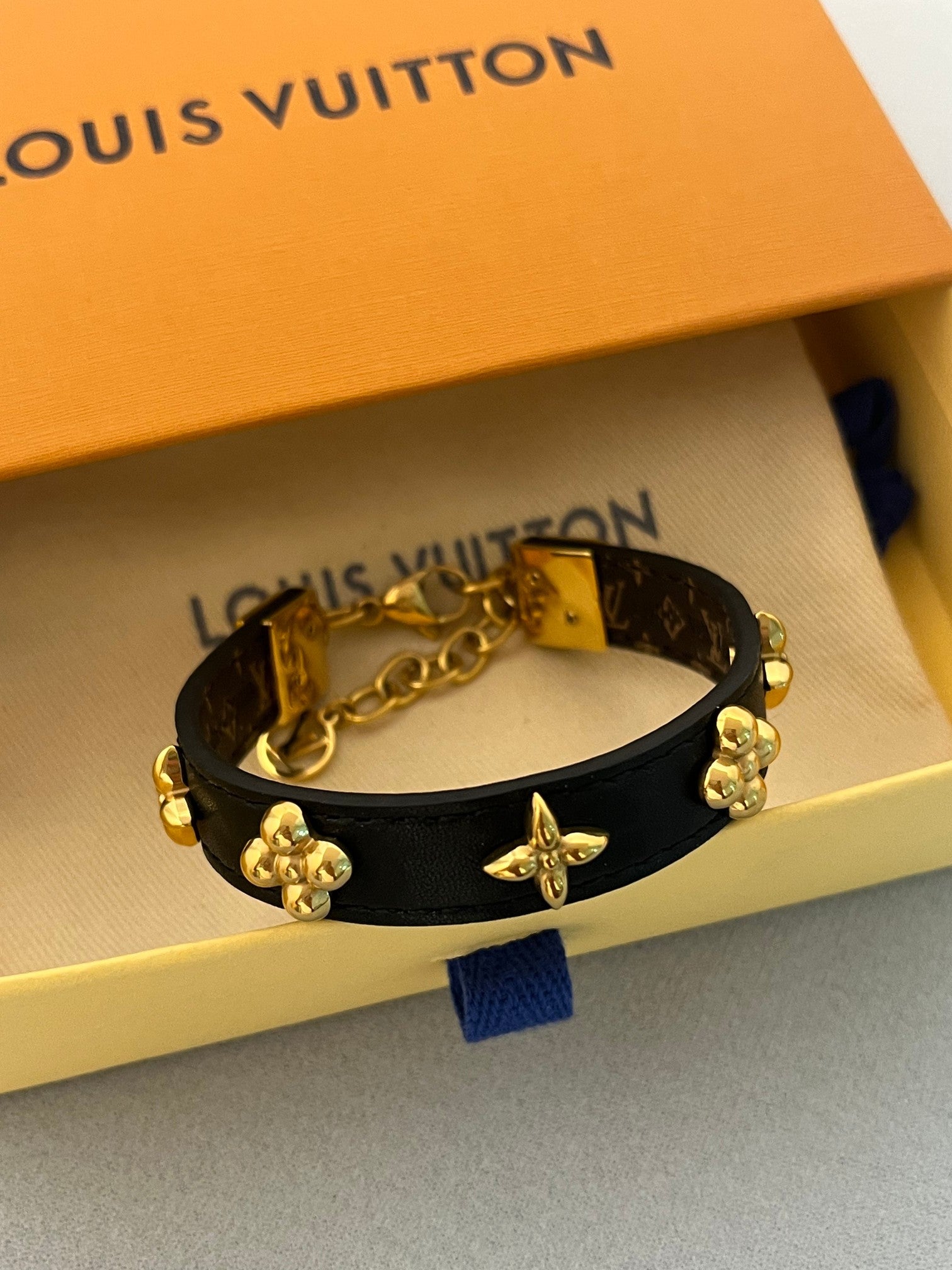LuxluxHouse Best Quality Accessories Bracelet Louis Vuitton