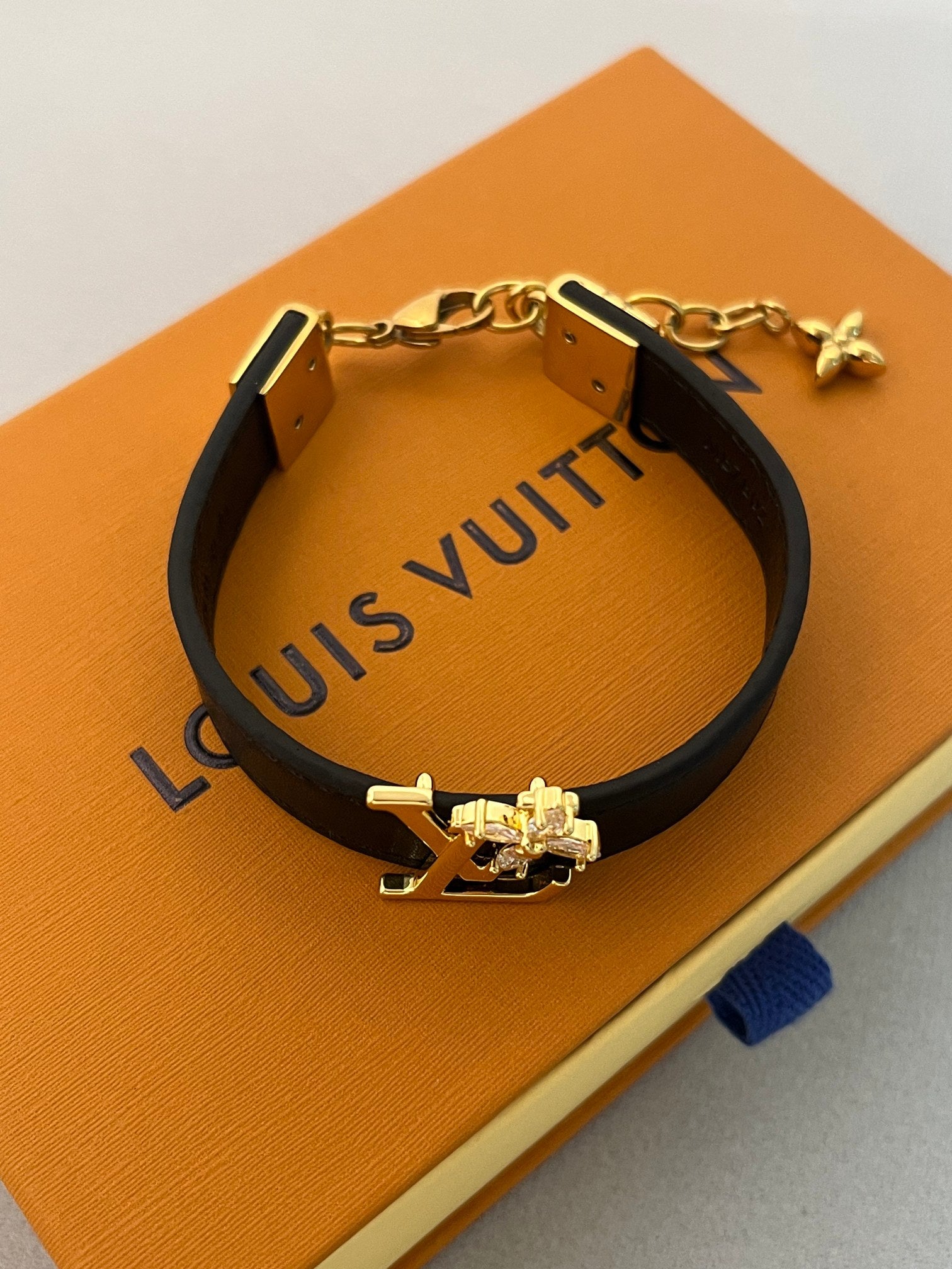 LuxluxHouse Best Quality Accessories Bracelet Louis Vuitton