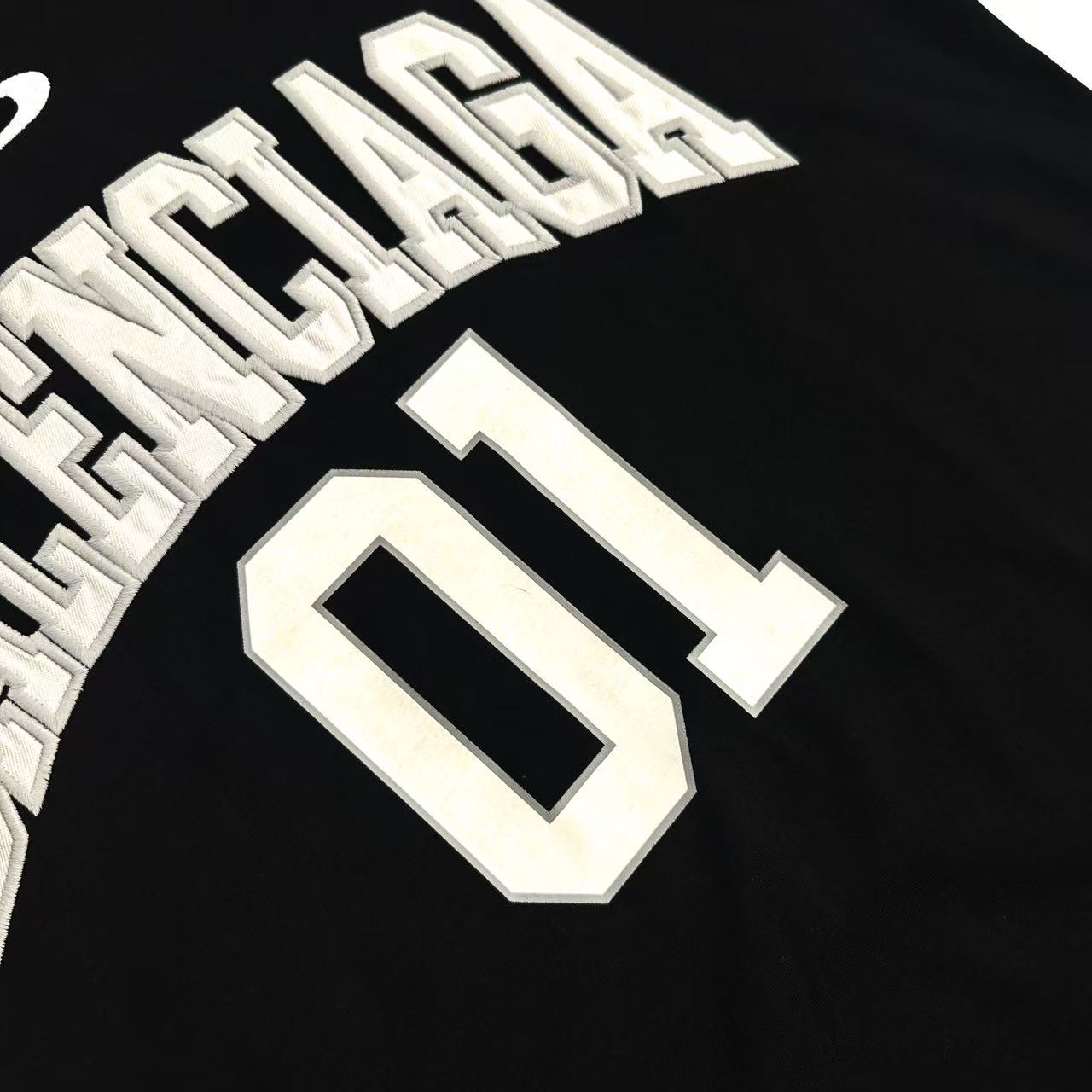 LuxluxHouse Best Quality Clothes Balenciaga T-shirt